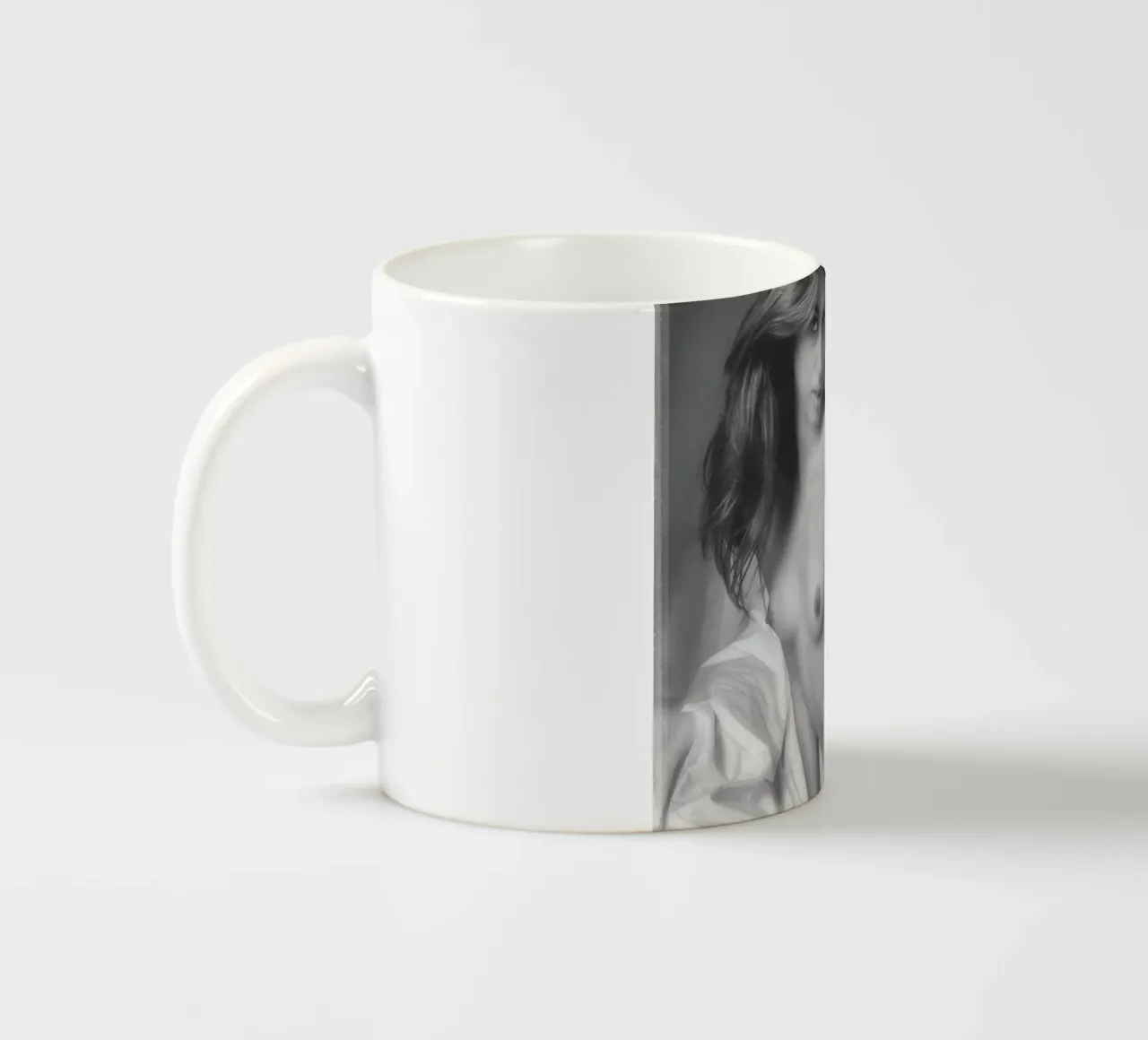 Sahara Mono tazza in ceramica da Dave Hare Photography