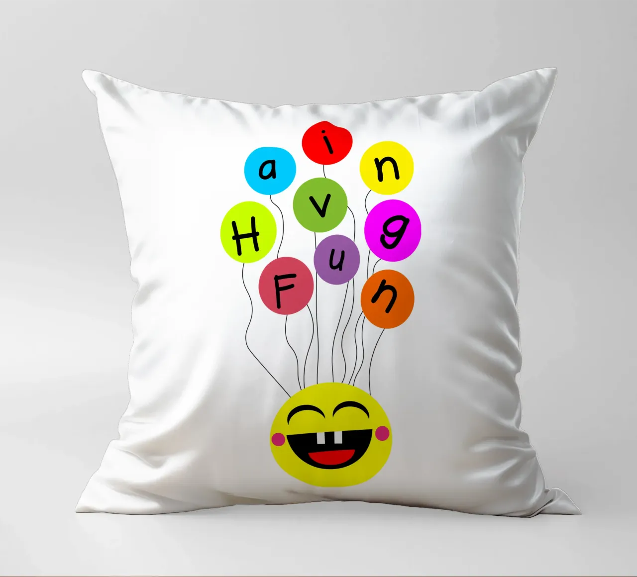 Having fun floating balloons face cuscino da happieeagle