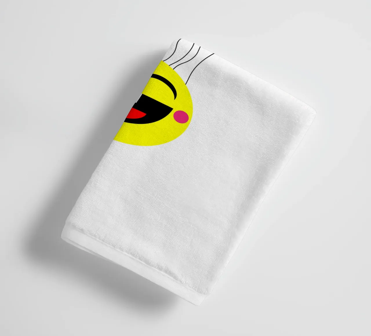 Having fun floating balloons face asciugamano da bagno da happieeagle