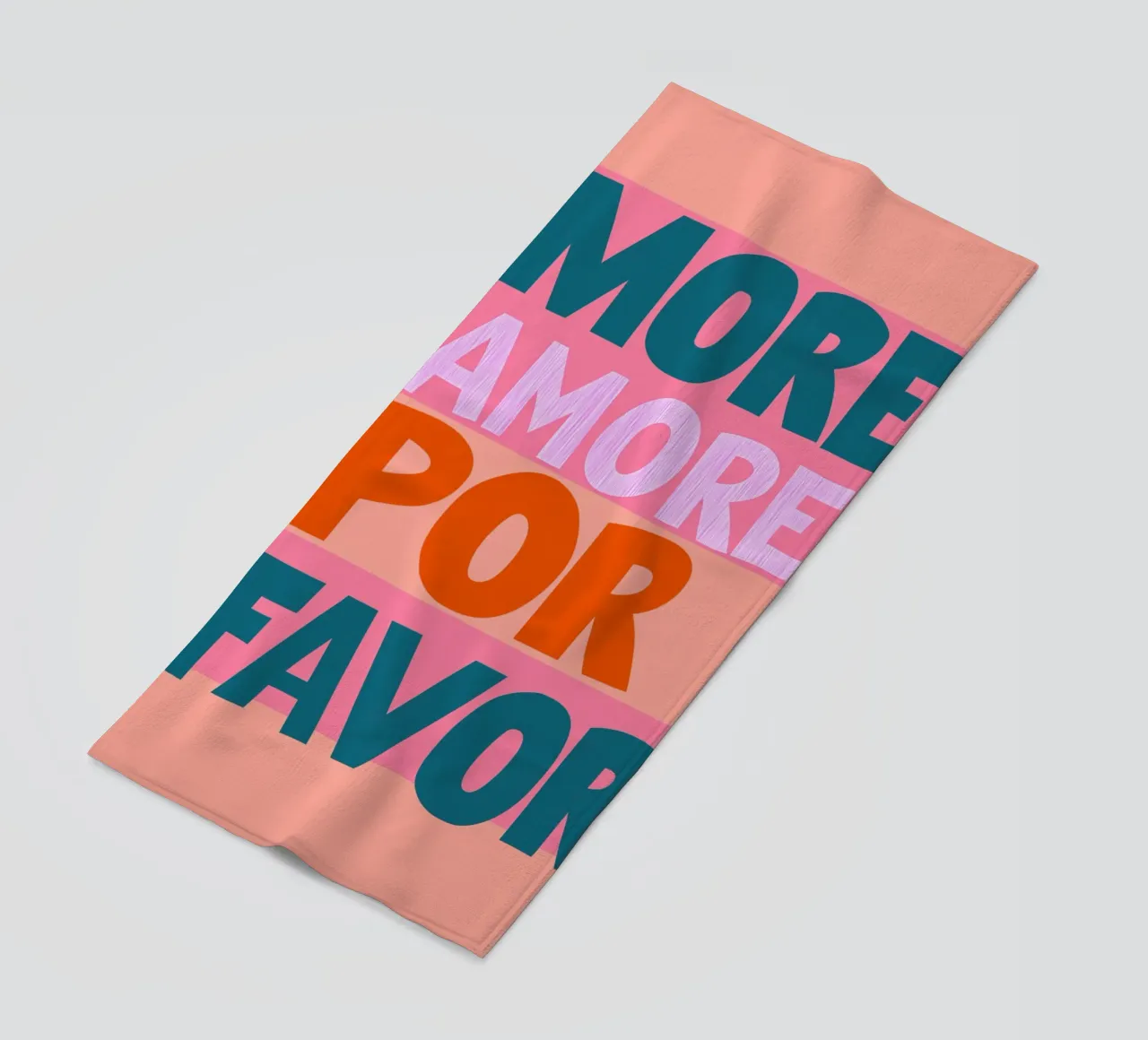 Mehr amore por favor pop Strandtuch von Carinaprint