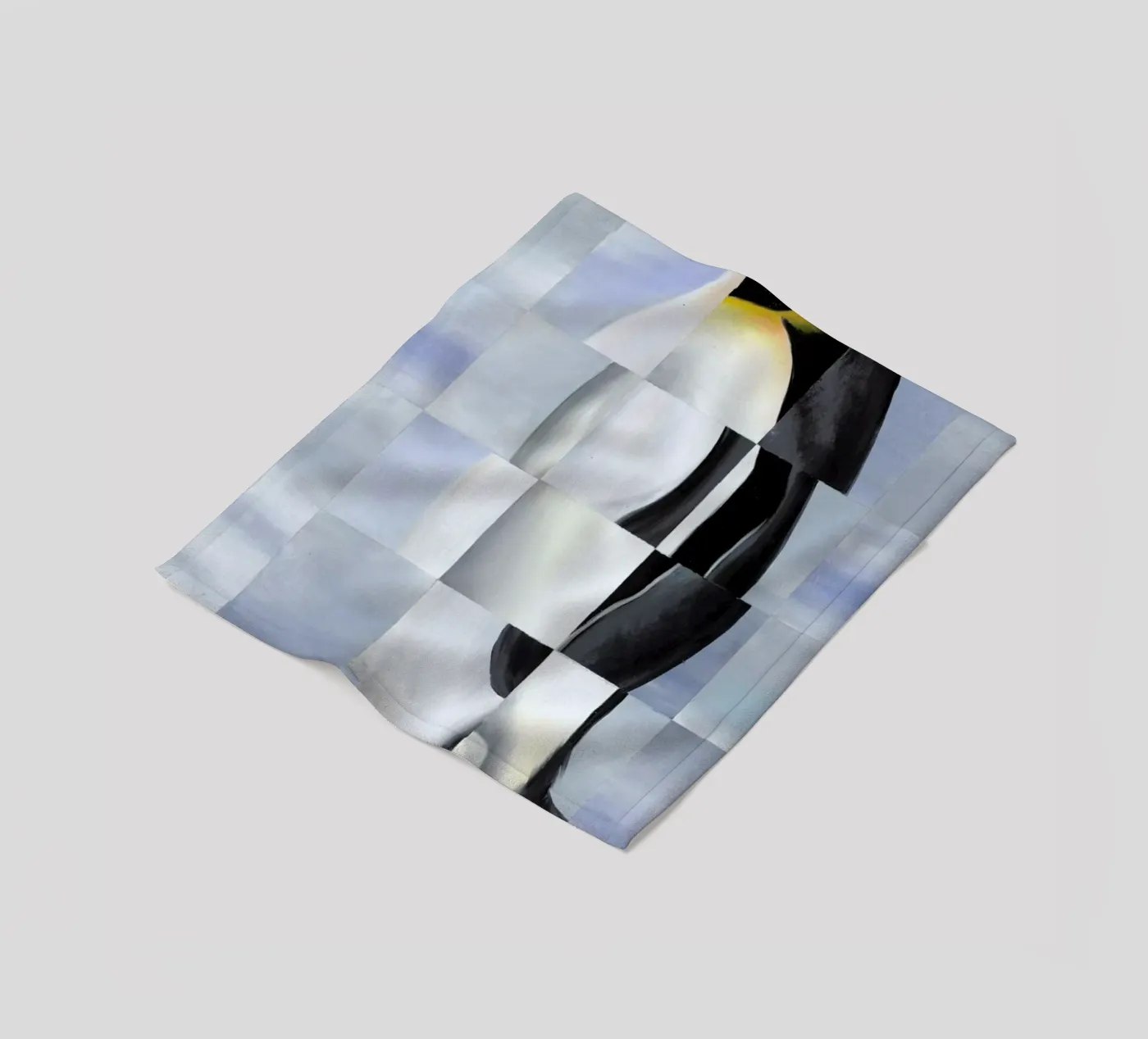 Penguin Fleecedecke von Allison Chaplin