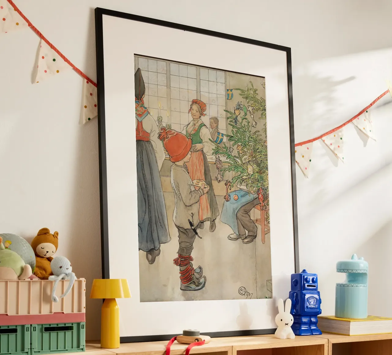 Carl Larsson - Ora è di nuovo Natale. 1907 poster con telaio in legno da ARTOTHEK