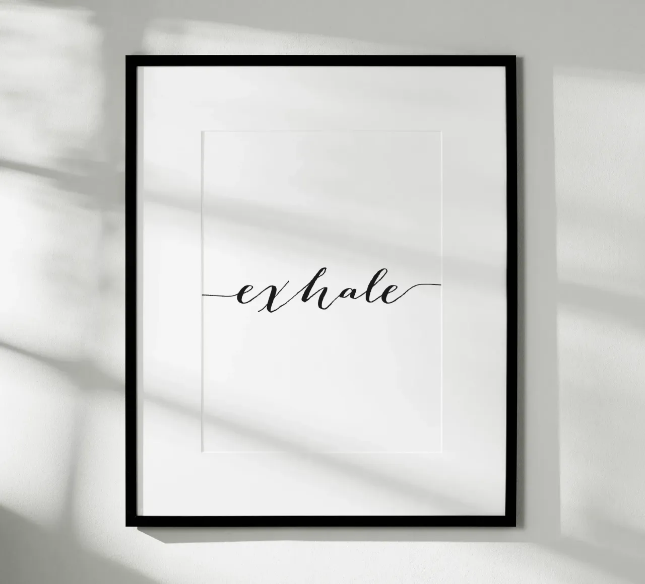 Poster Exhale - Design tipografico rilassante poster con telaio in plastica da Whole©