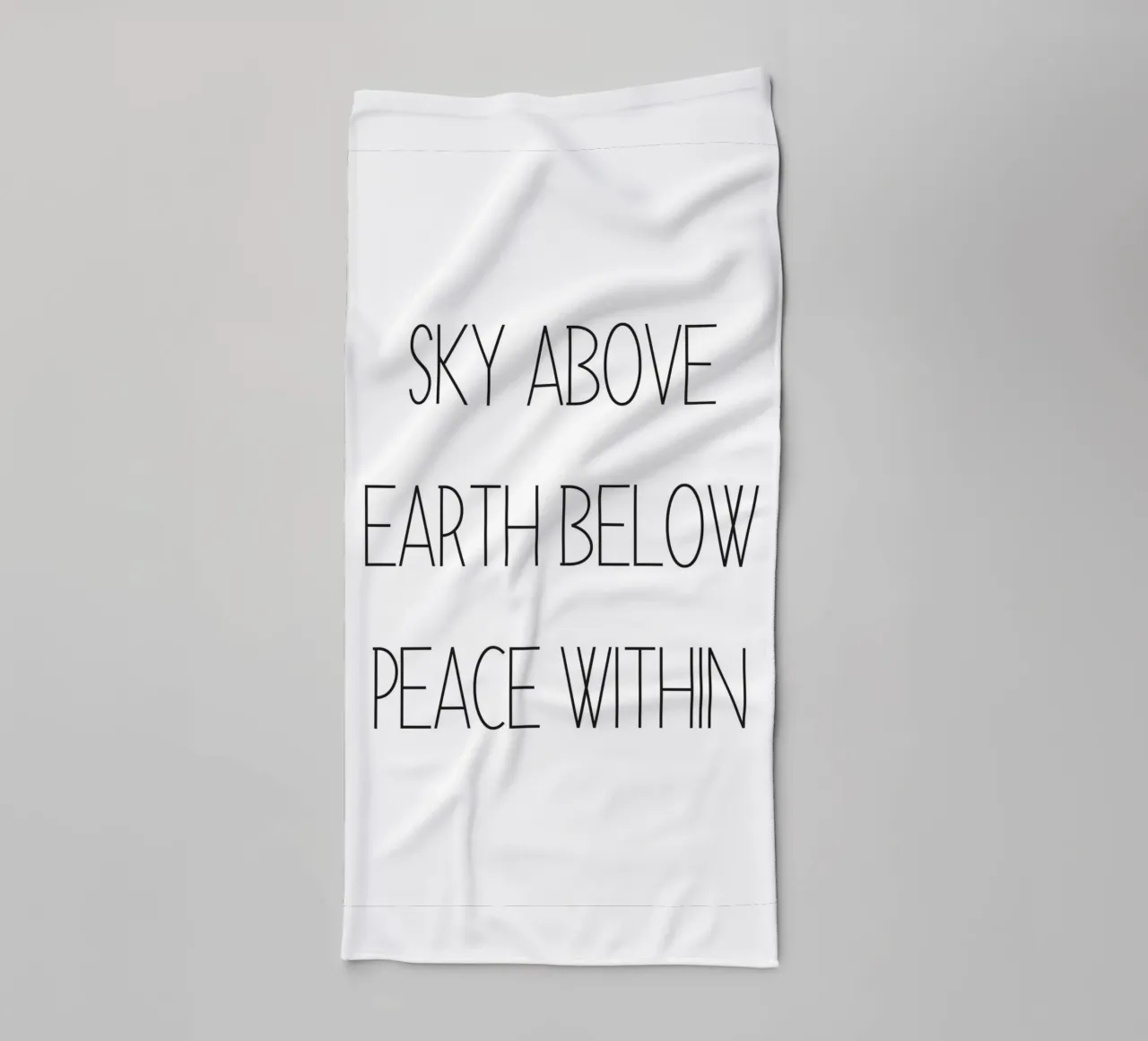 Il cielo sopra la terra sotto - Poster ispiratore asciugamano da bagno da Whole©