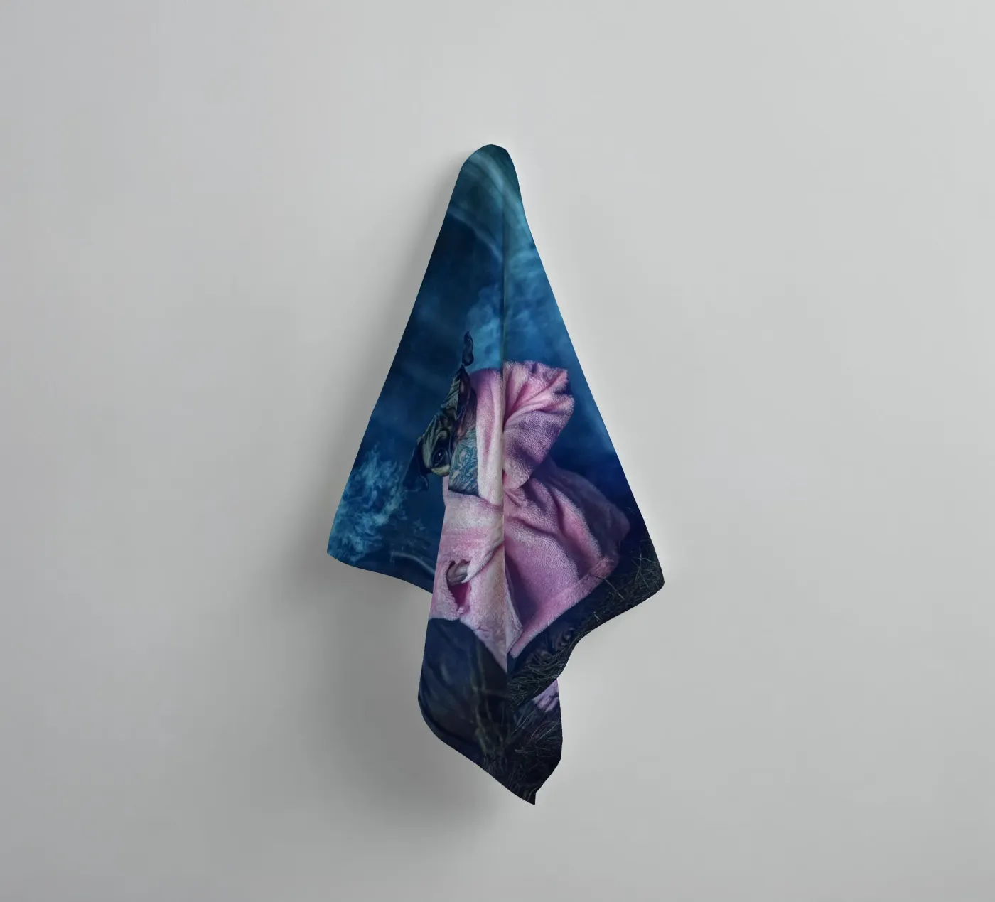 Roscoe towel by Affiches Chien Originales – Dogland