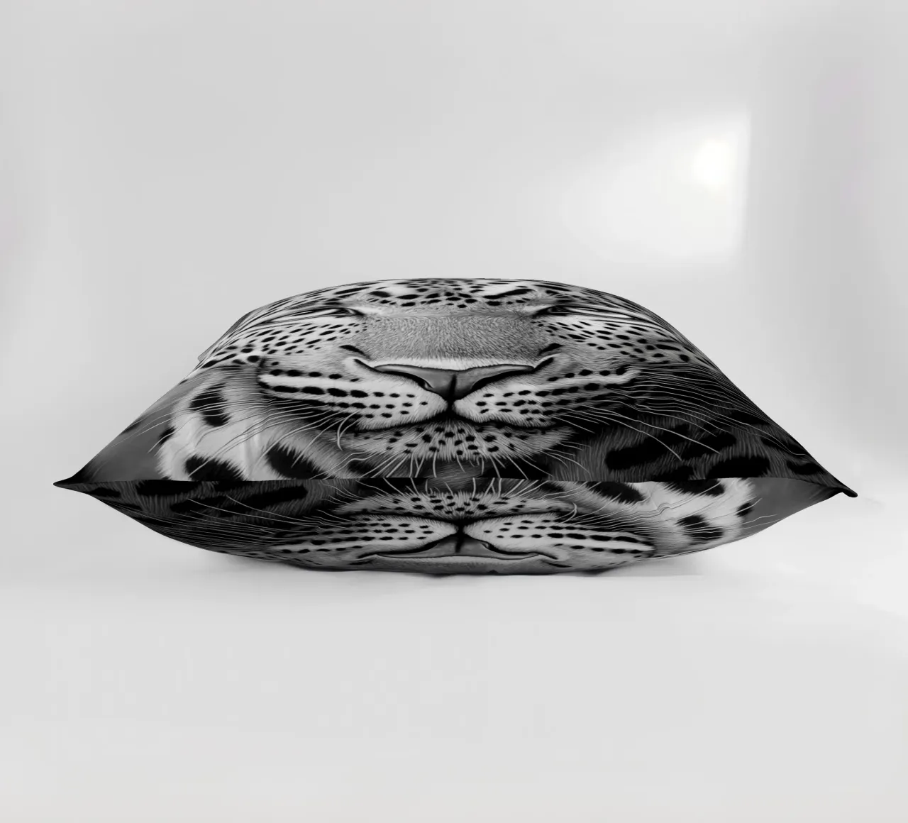 Ritratto di leopardo - Disegno in bianco e nero cuscino da Autofocus