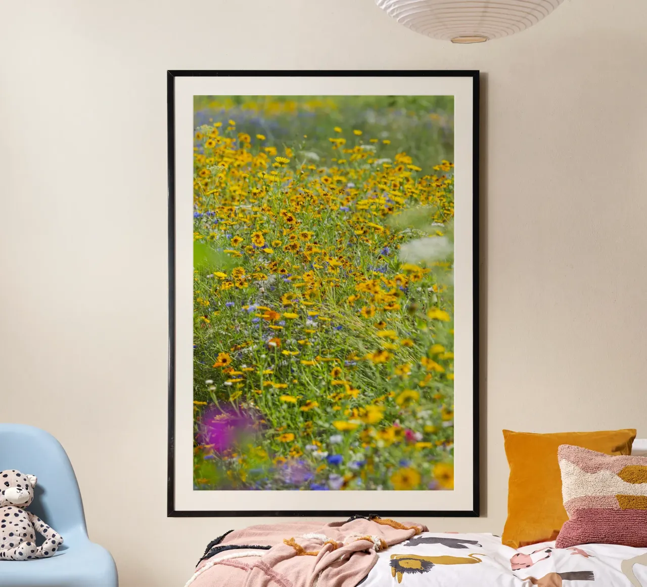 Une lueur d'or : Champ de fleurs de rhododendrons poster de Curious Collections by Marielle Leenders