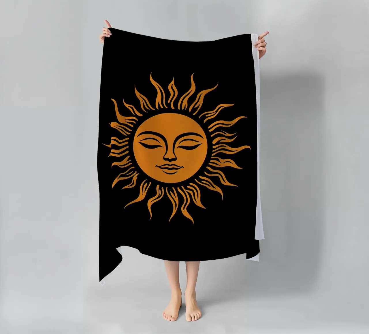 Logo del sole femminile e amichevole telo mare da Autofocus