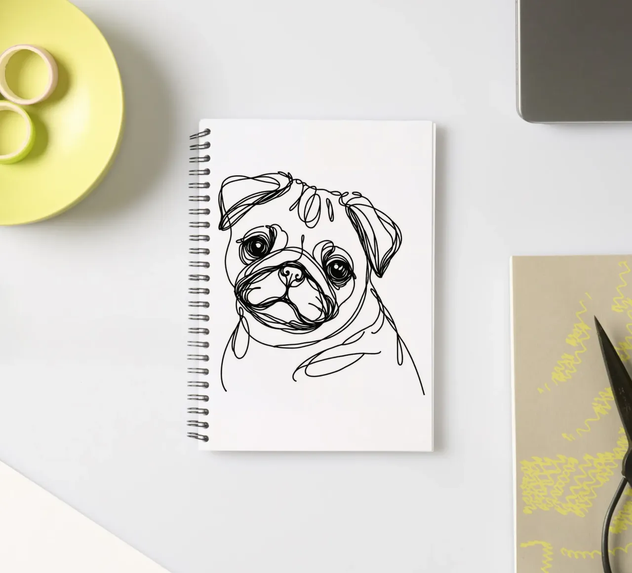 Dessin au trait d'un chien carlin carnet à spirale de WijdevenDesign