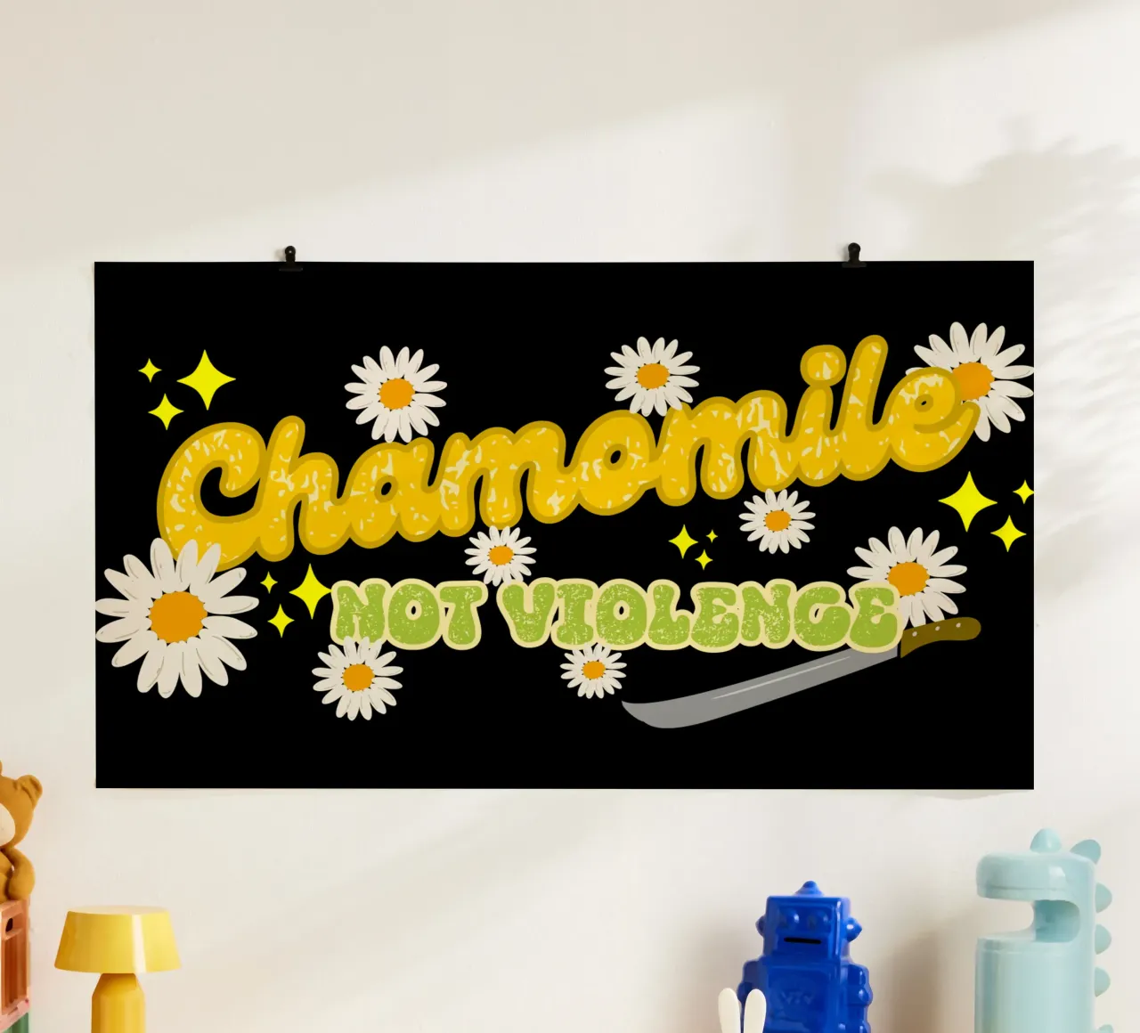 Camomilla Non Violenza poster con telaio in legno da sillyindustries