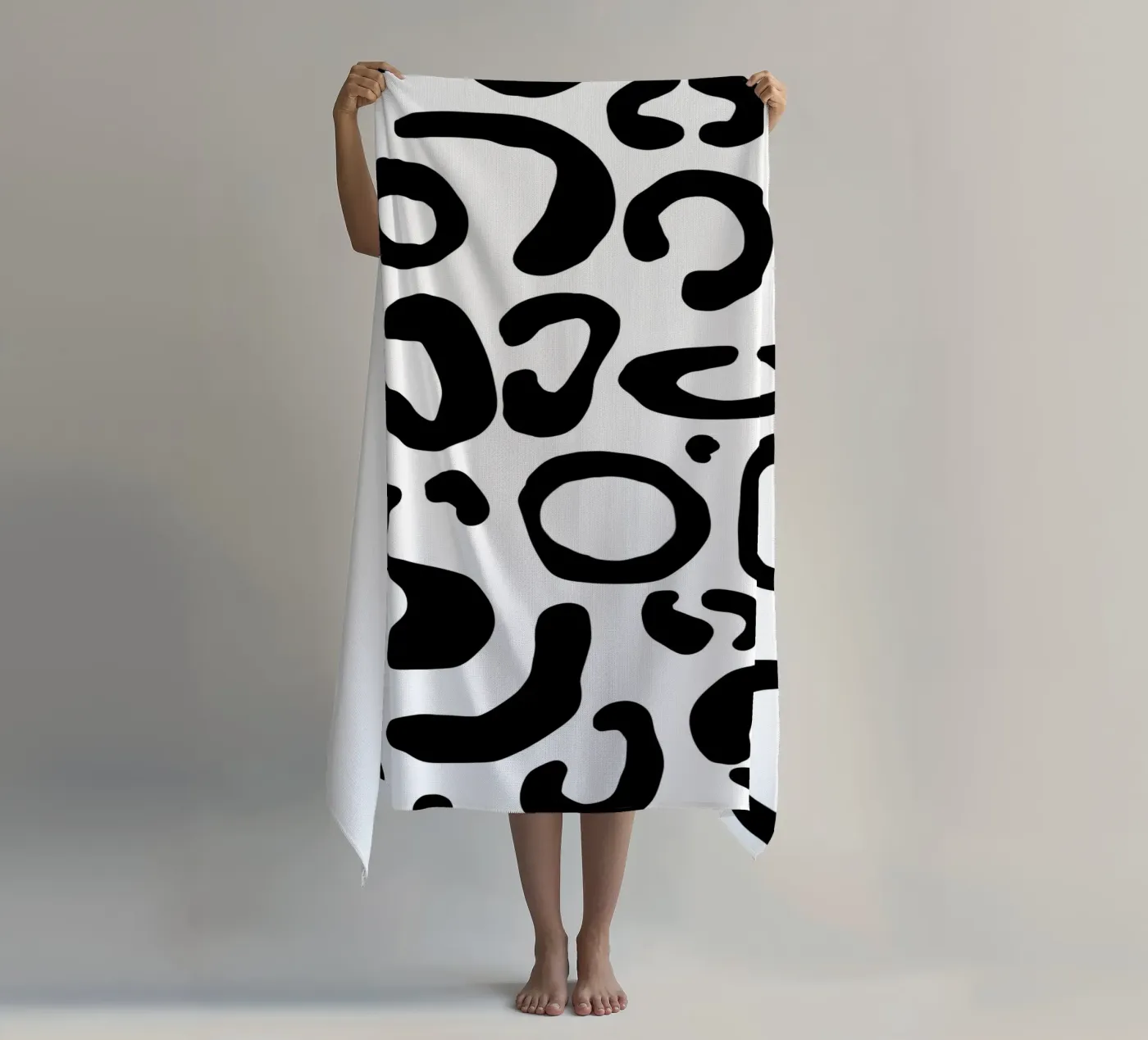 Leopard III beach towel by BAINAI