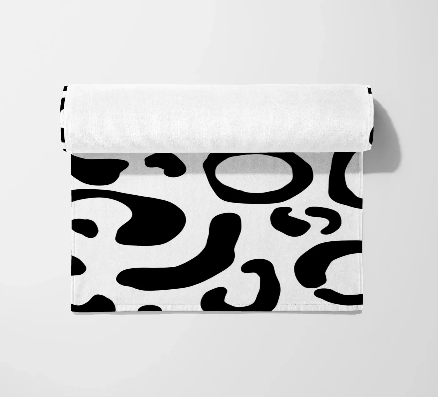 Leopard III Strandtuch von BAINAI