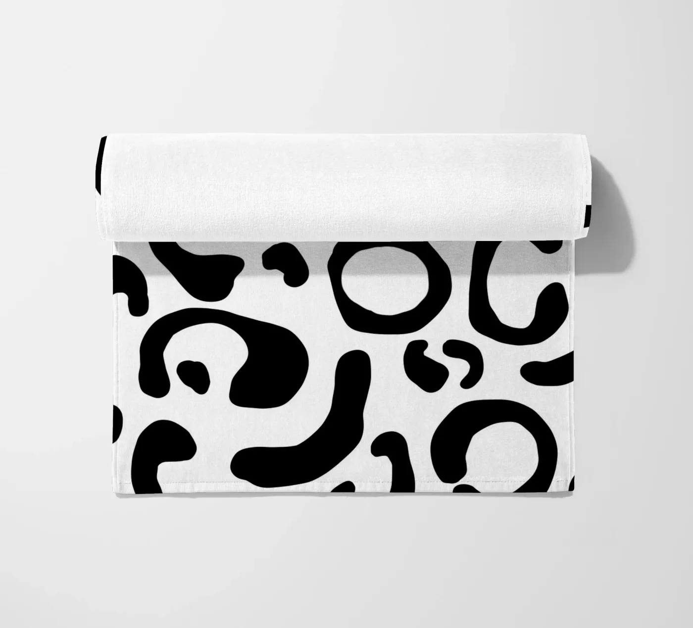 Leopard III beach towel by BAINAI