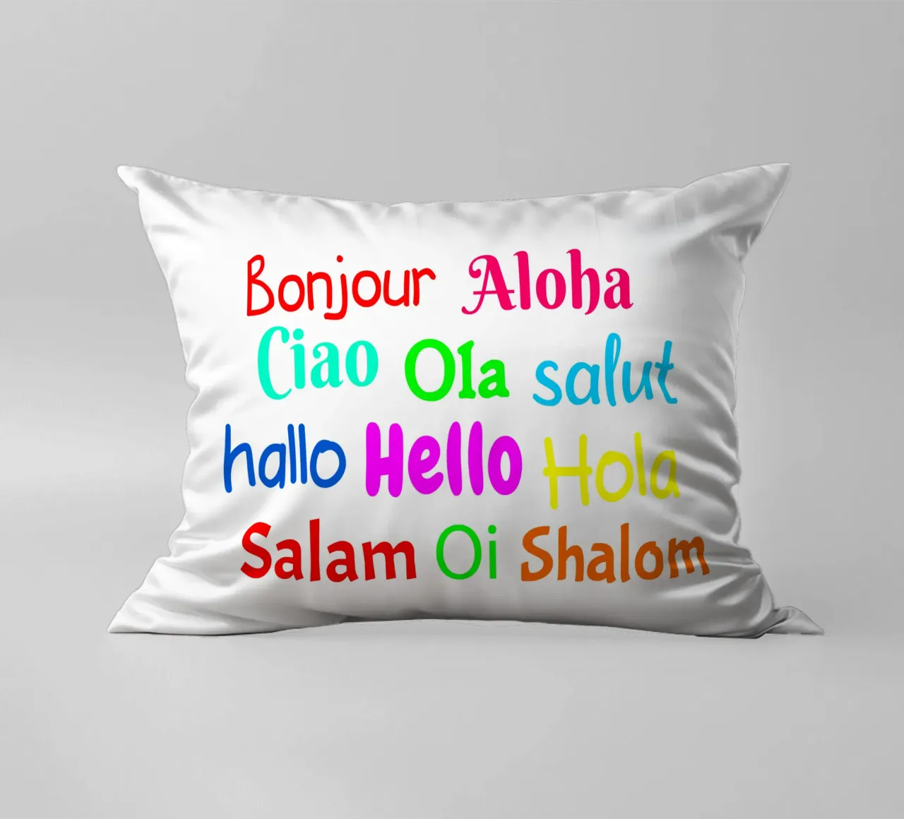 Hello in different languages Kissen von happieeagle