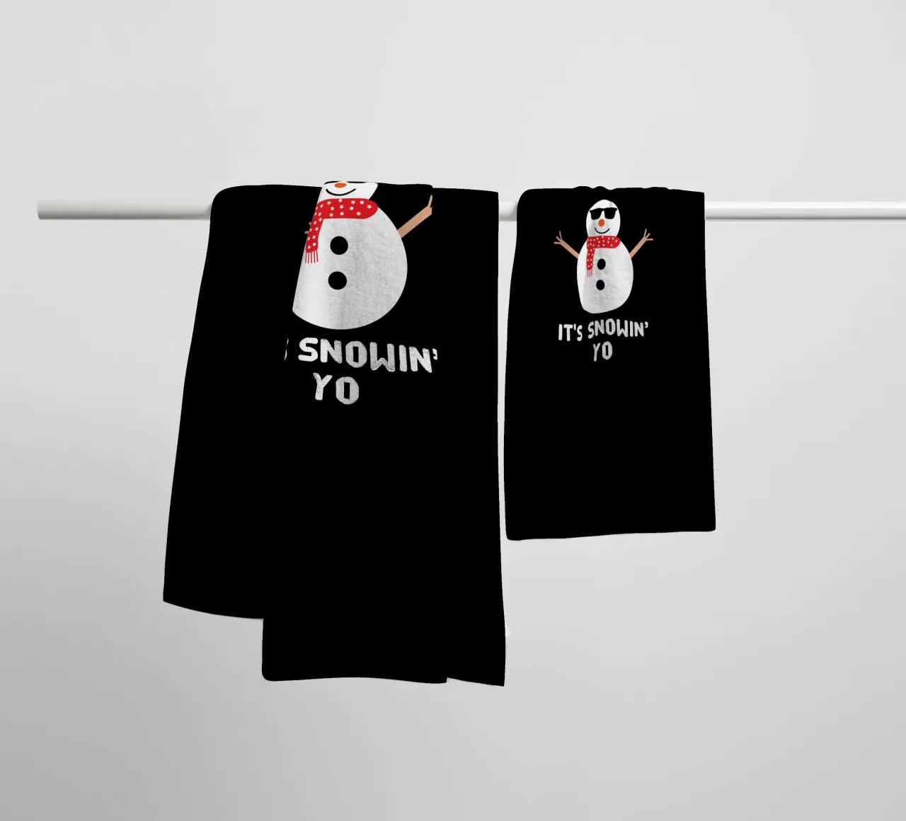 It's snowing yo funny snowman asciugamano da bagno da happieeagle