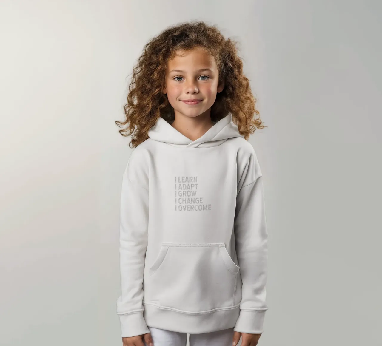 I learn. I adapt. I grow. I change. I overcome. felpa bambino con cappuccio da happieeagle