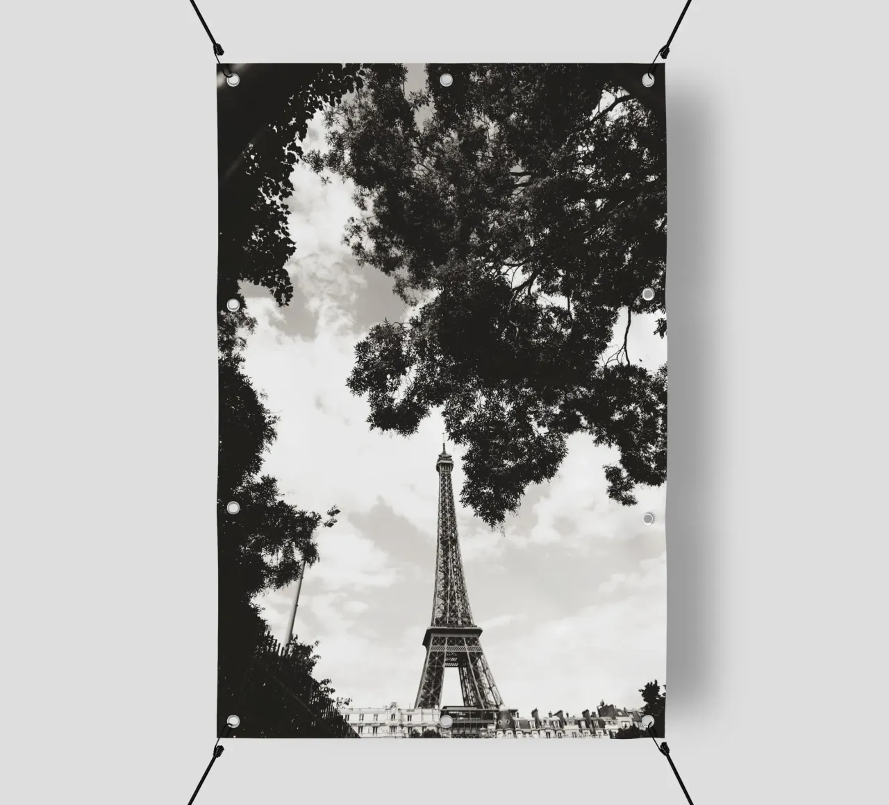 Eiffelturm im Verborgenen /Eiffel Tower in Hiding -  Paris PVC Plane von Anja Hebrank Photography