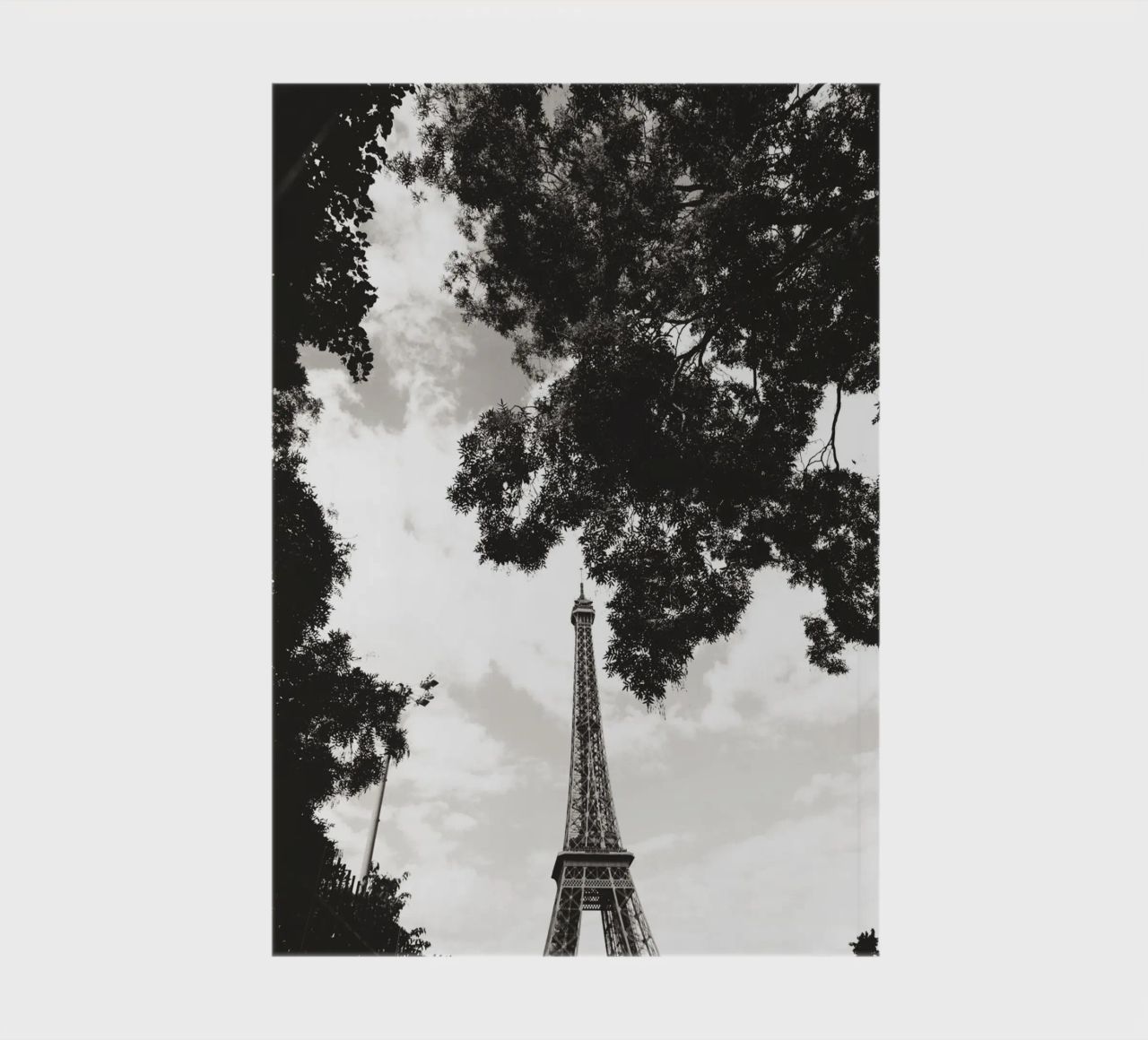 Eiffelturm im Verborgenen /Eiffel Tower in Hiding -  Paris notebook by Anja Hebrank Photography