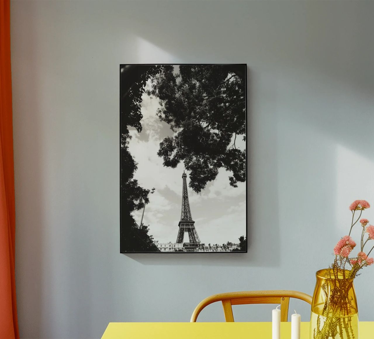 Eiffelturm im Verborgenen /Eiffel Tower in Hiding -  Paris plexiglass da Anja Hebrank Photography