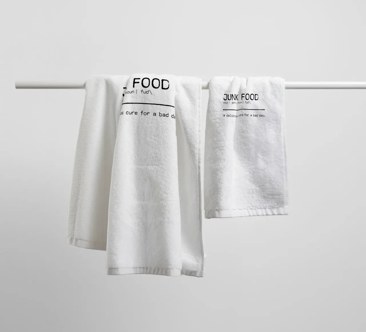 Definizione Citazione - Cibo spazzatura asciugamano da bagno da Orara Studio