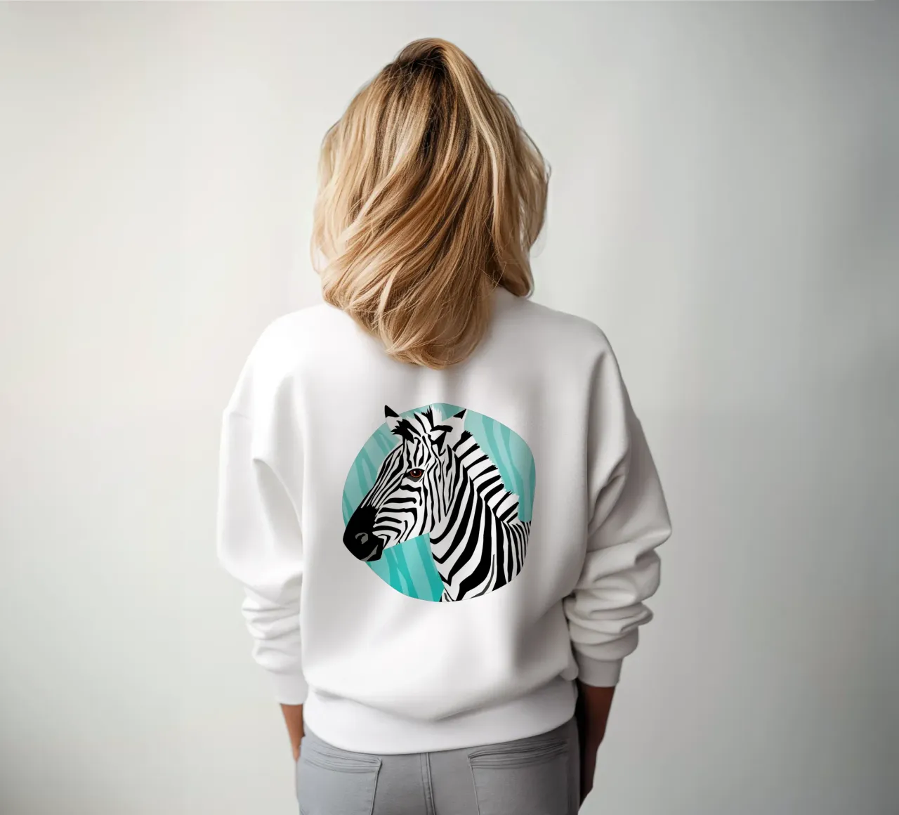 Zebra Liebe, stark in Türkis Sweatshirt von CalliLetters