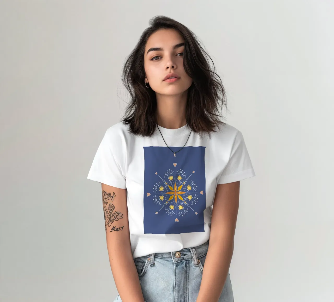 Mandala blau t-shirt da Studio Dolci