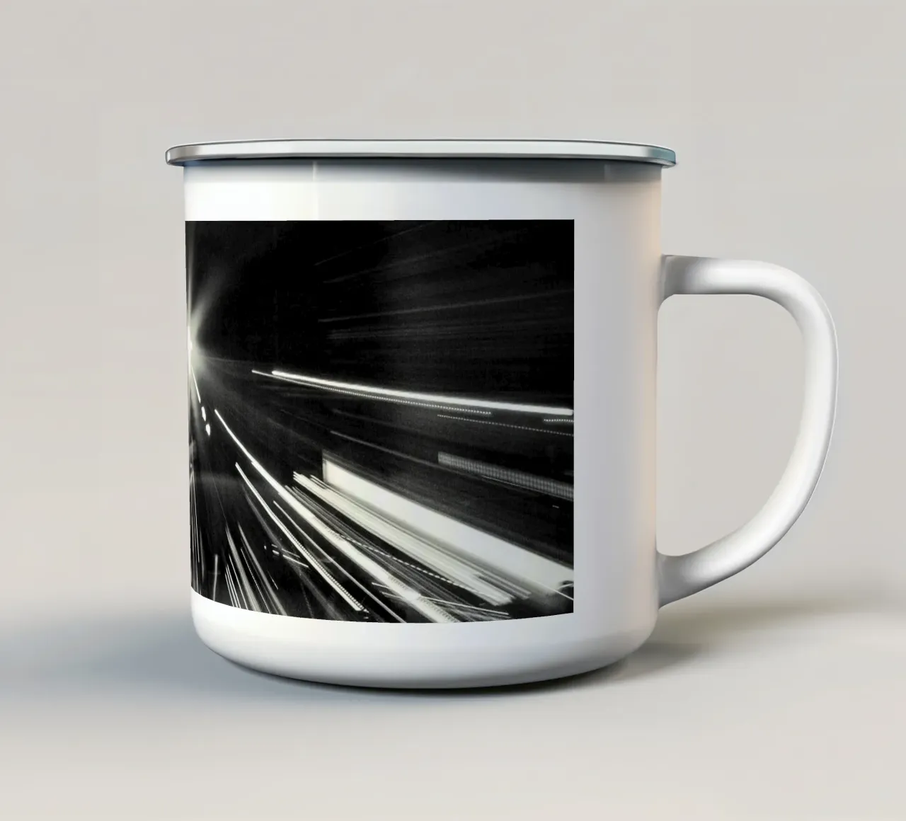 Ampelmann di notte a Berlino tazza in smalto da Moritz Bruns