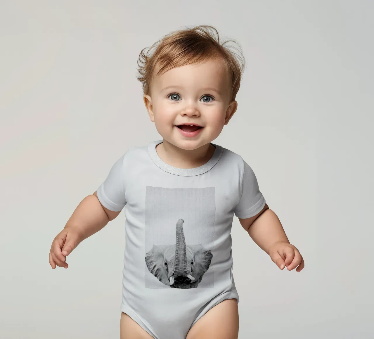 Print 50 short-sleeve baby romper by Lila & Lola