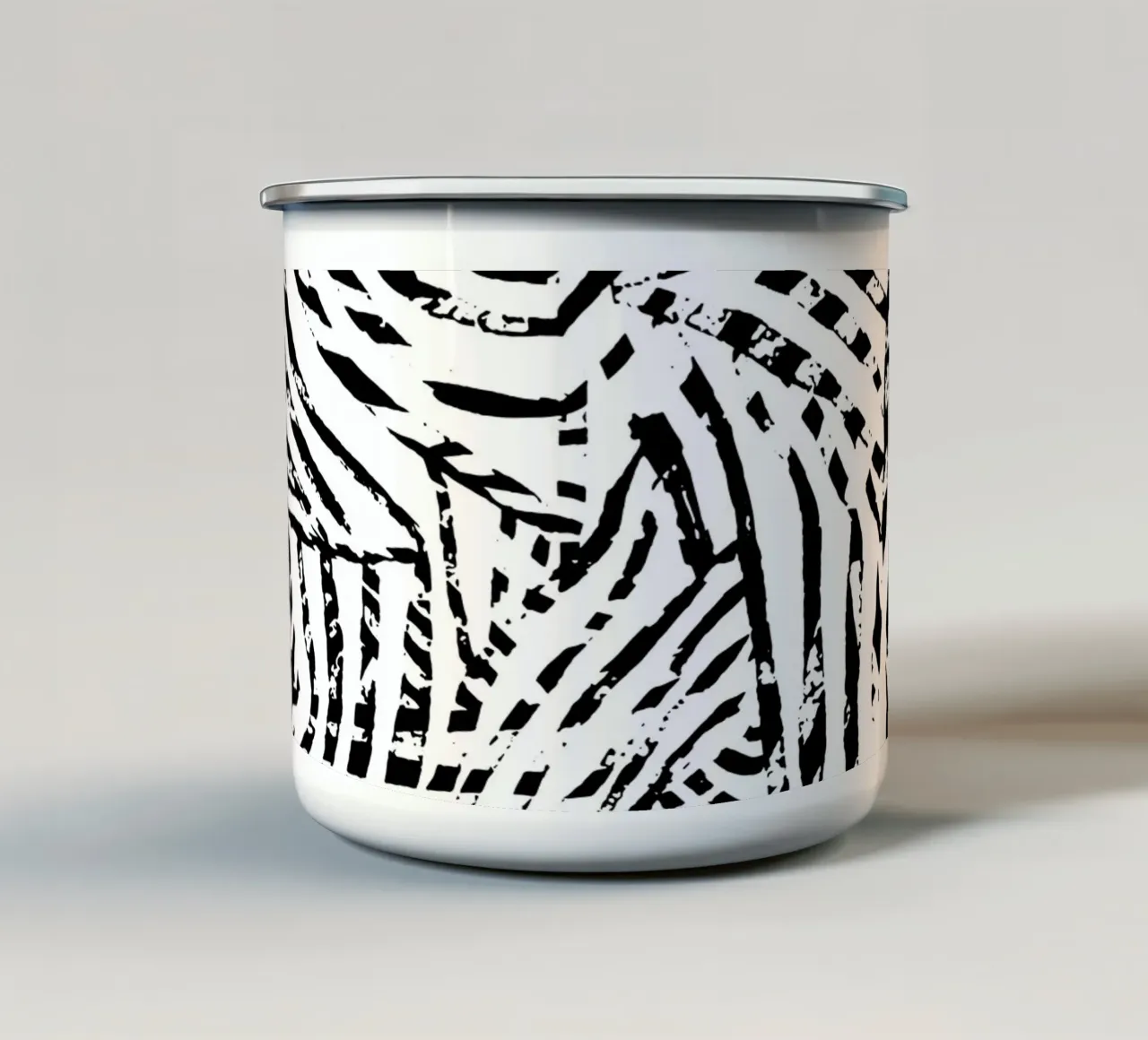 Black Lines tazza in smalto da Studio ROSAGRAU