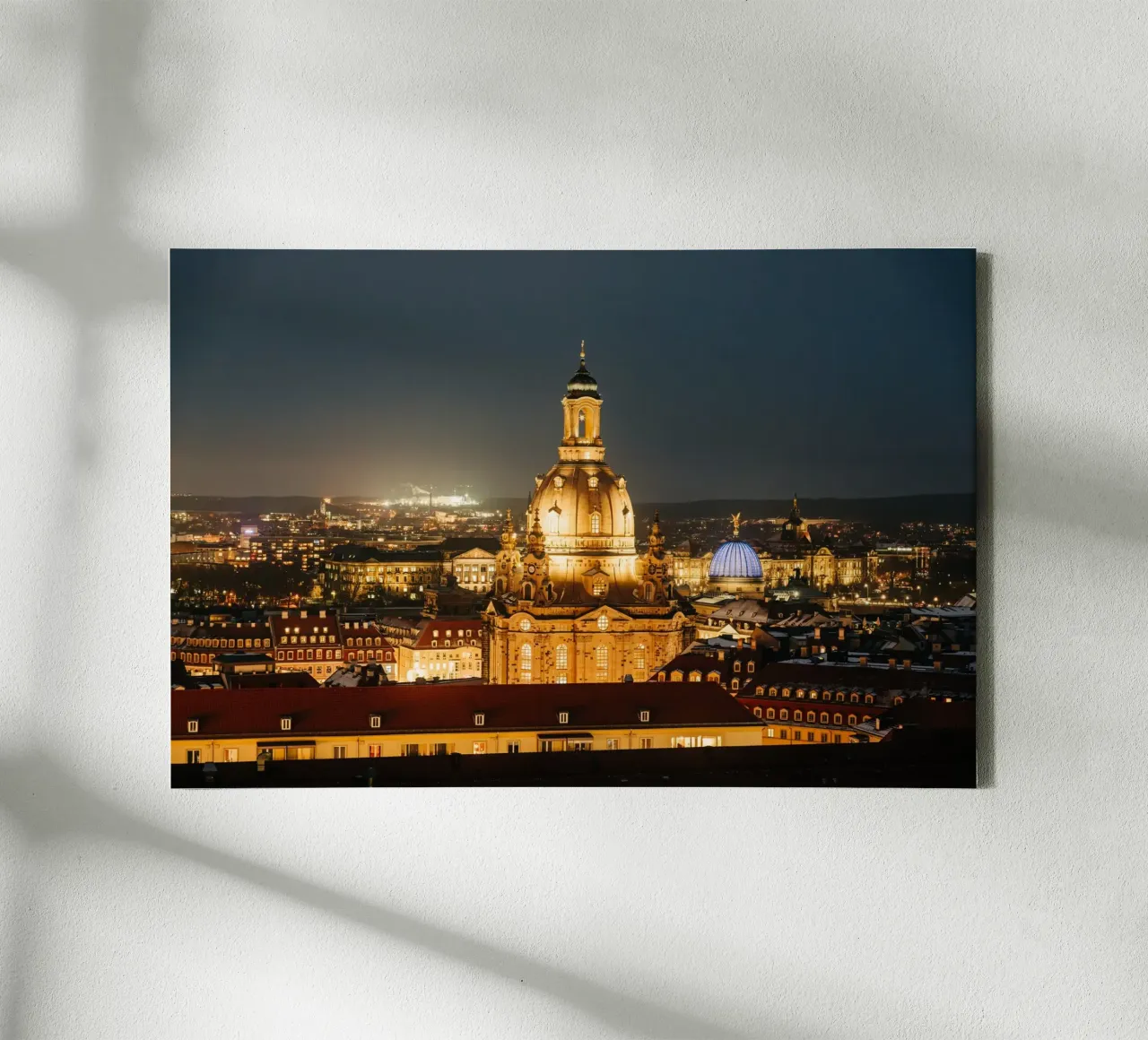 Frauenkirche di Dresda di notte - Architettura barocca tela da Bold and Retro