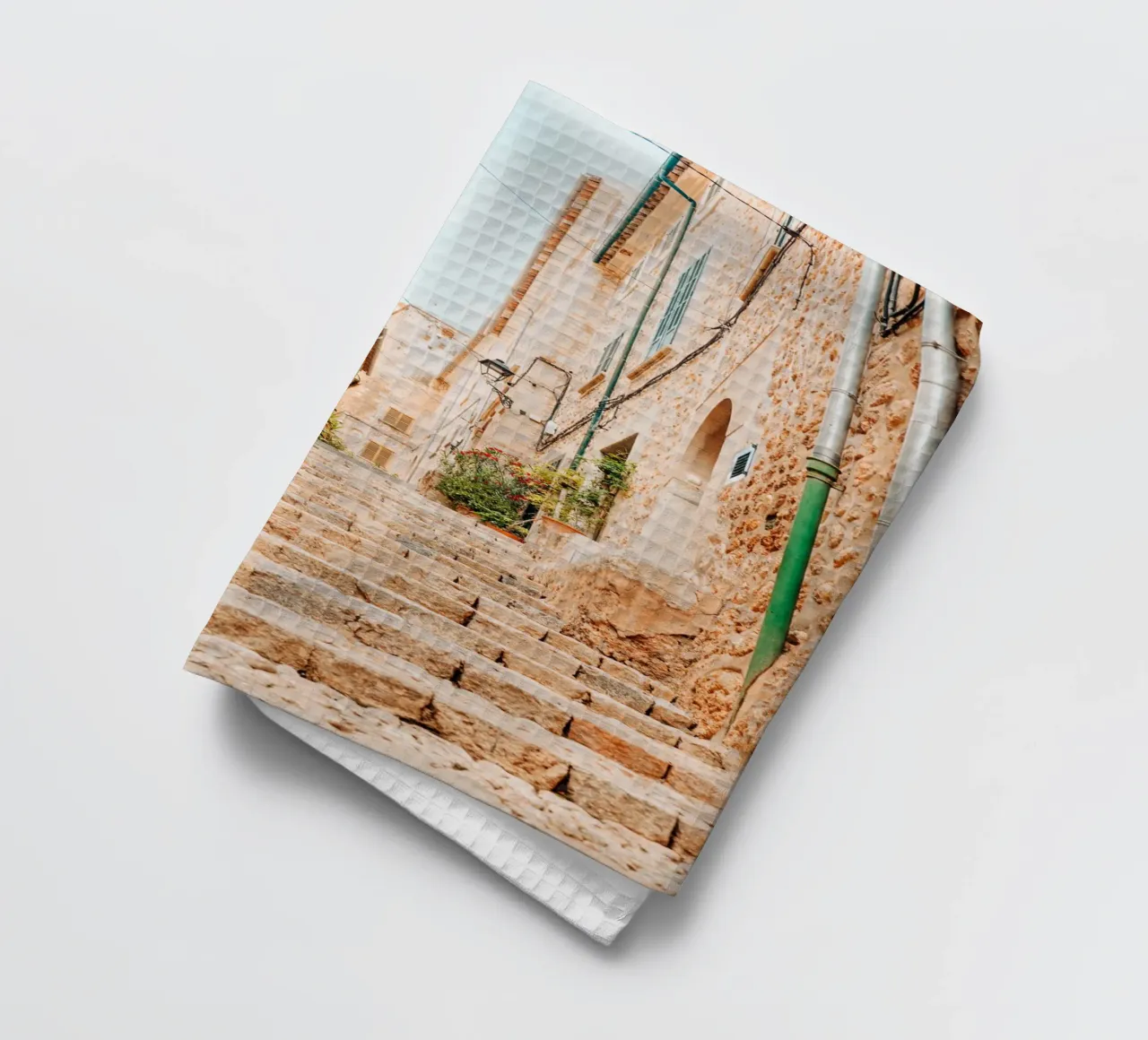 Maiorca - Scala in pietra con piante verdi a Fornalutx canovaccio da cucina da Bold and Retro