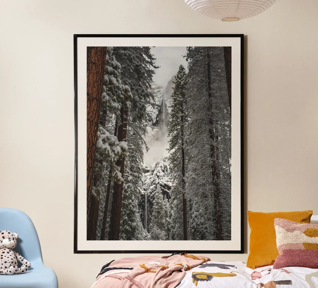 Foresta innevata - paesaggio invernale motivo natura poster da Whole©