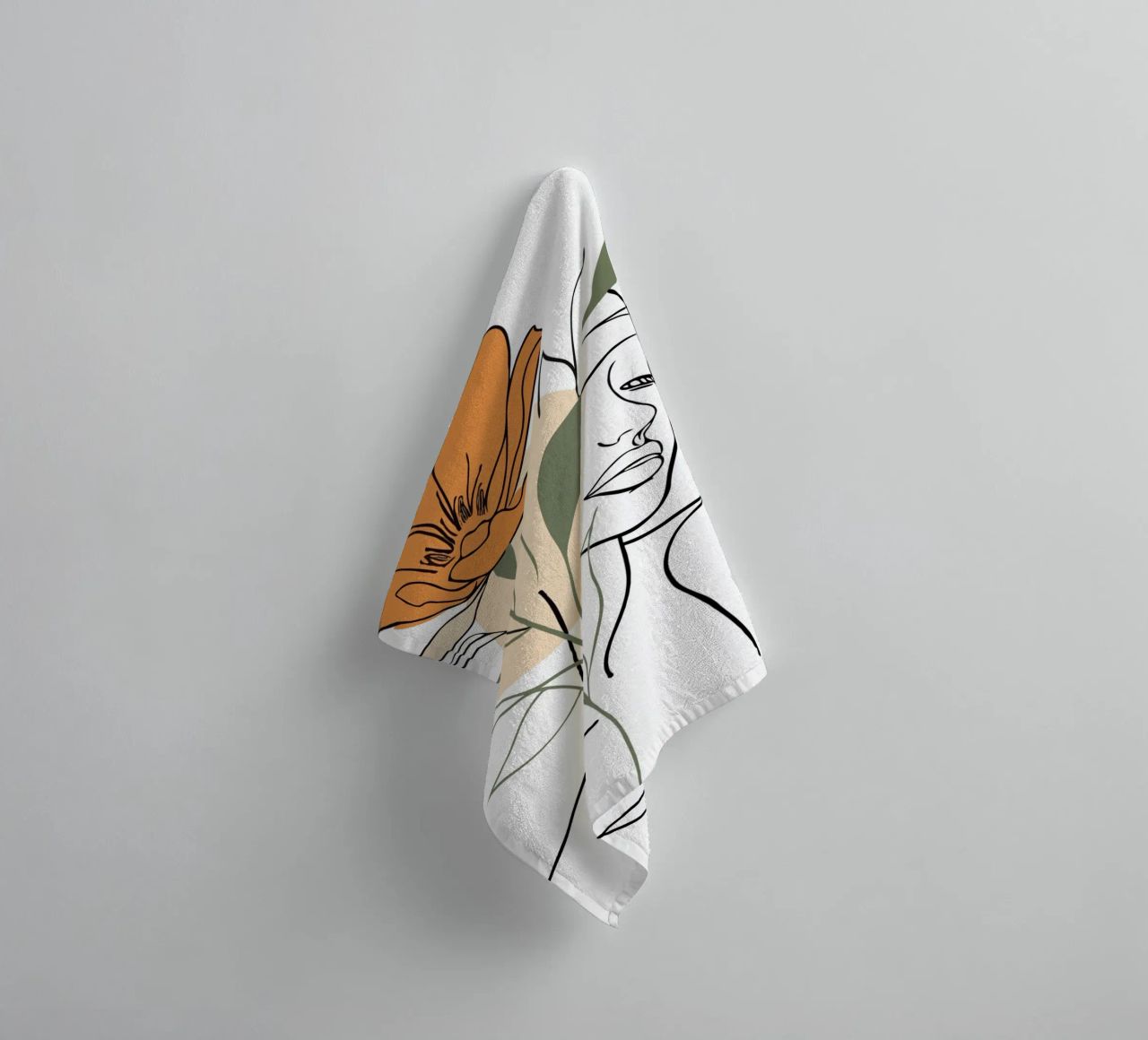 Serene face intertwined with a large orange flower asciugamano da bagno da LisaArtes