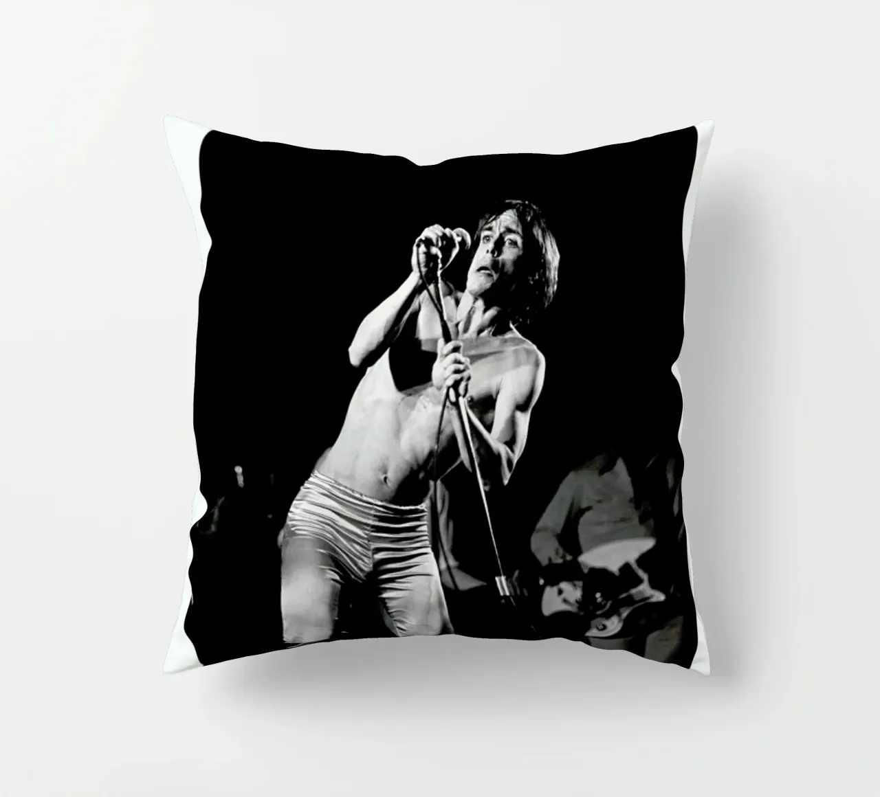 Iggy Pop cuscino da Gallery Print and Art Limited
