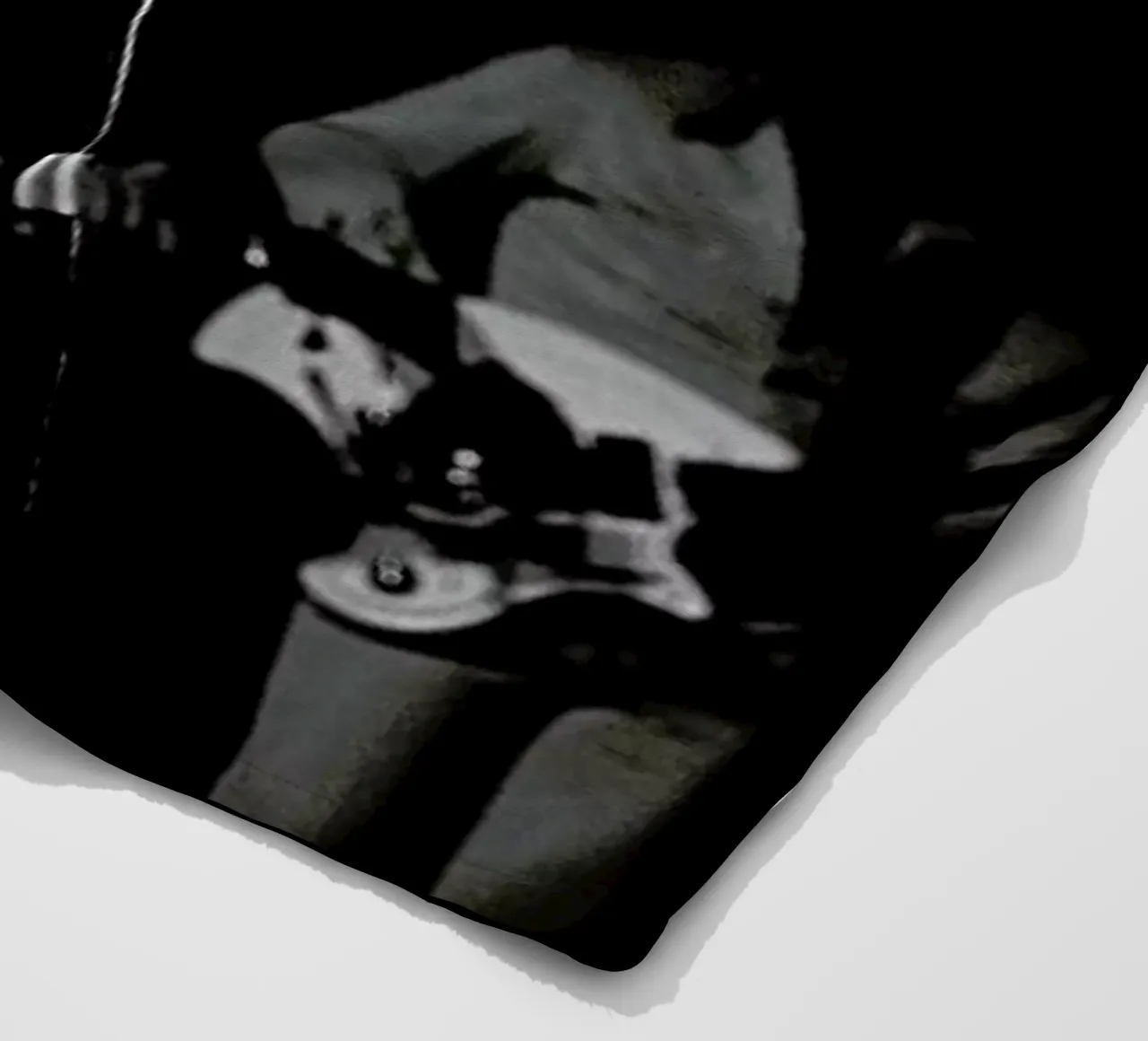 Iggy Pop coperta in pile da Gallery Print and Art Limited