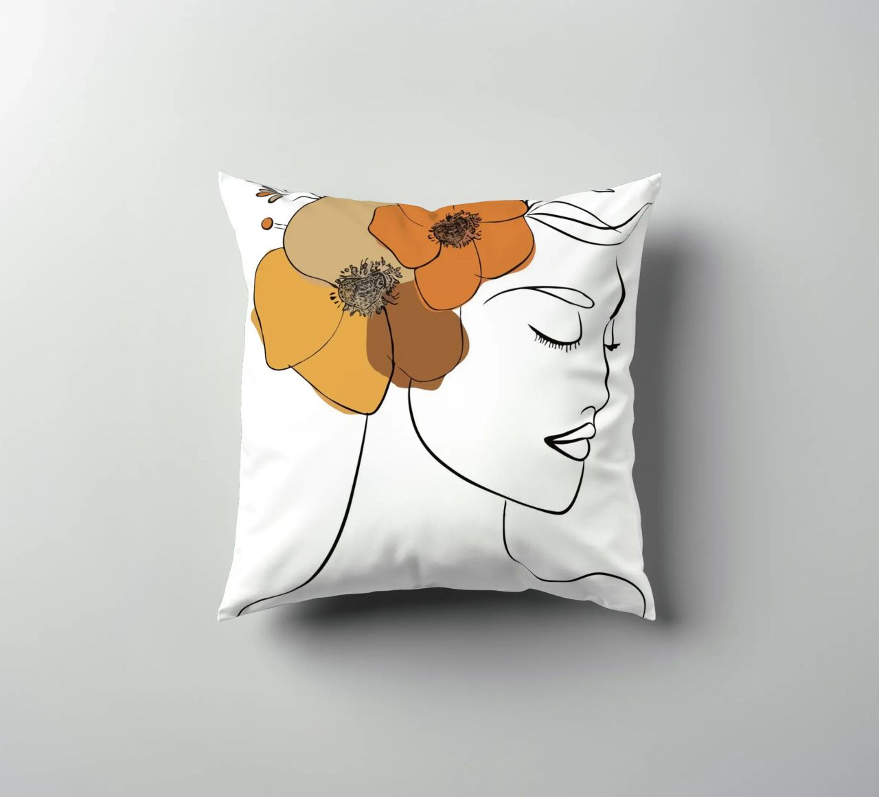 Woman's profile with a serene expression coussin de LisaArtes