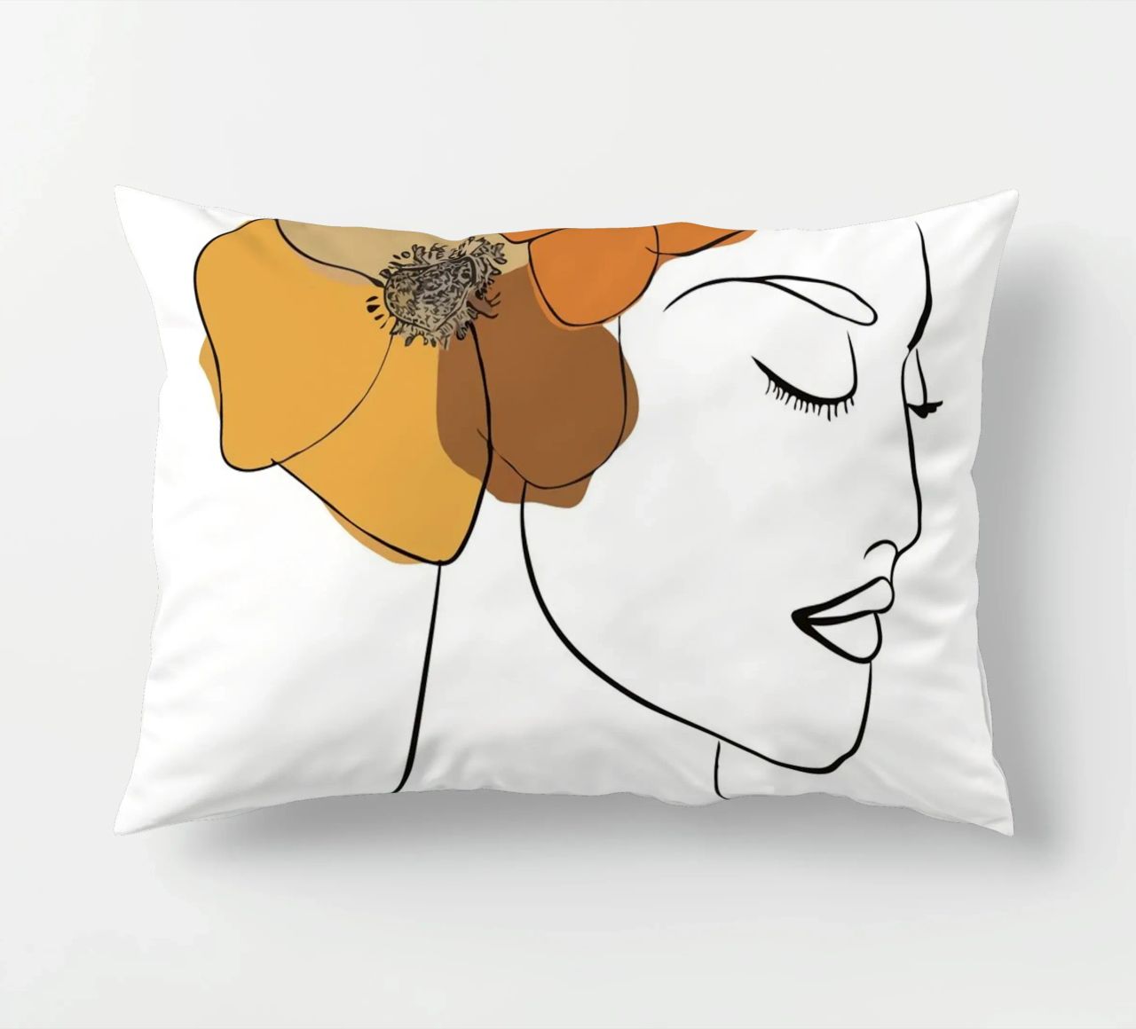 Woman's profile with a serene expression coussin de LisaArtes