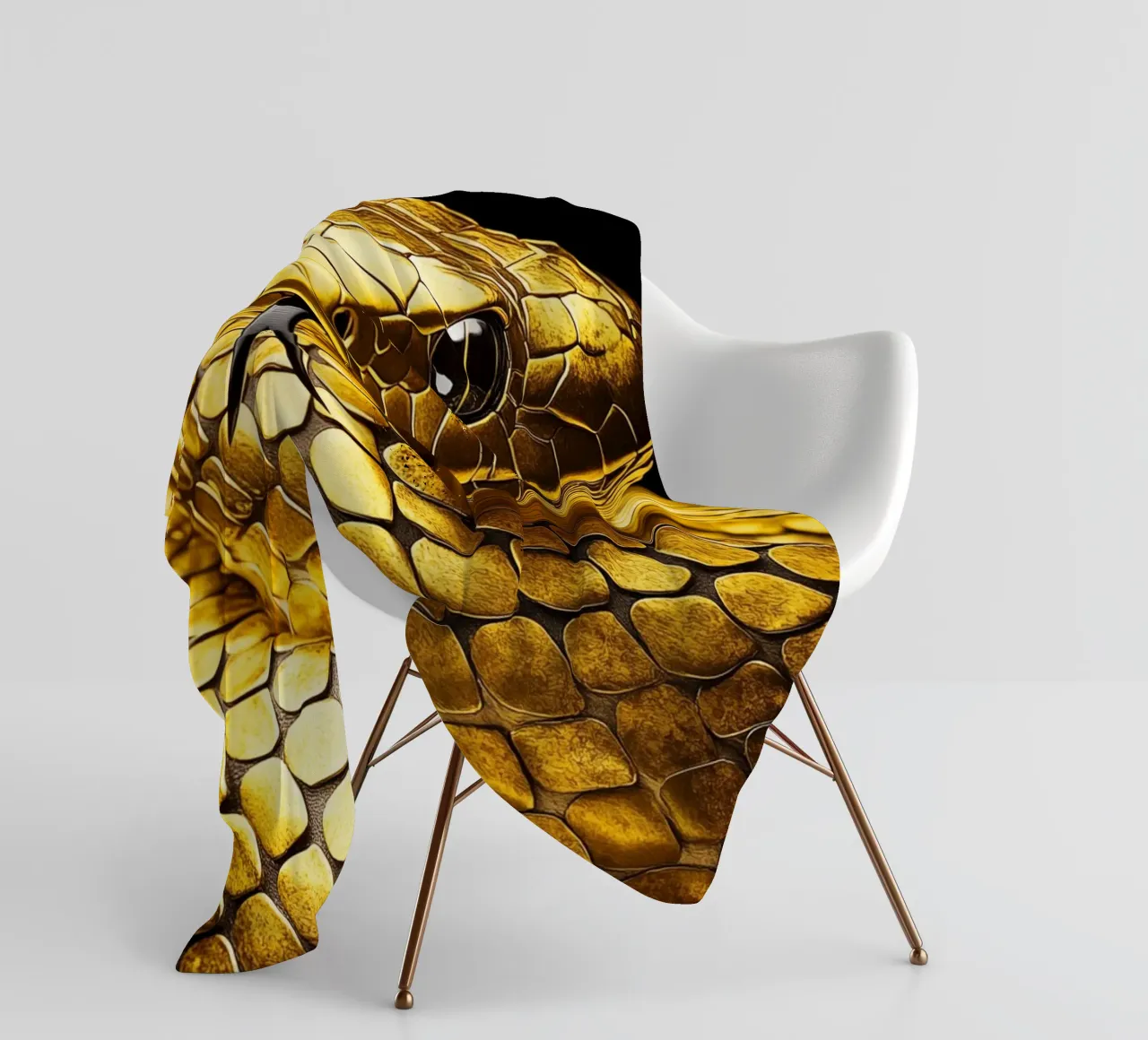 Serpente d'oro con lingua biforcuta coperta in pile da Autofocus