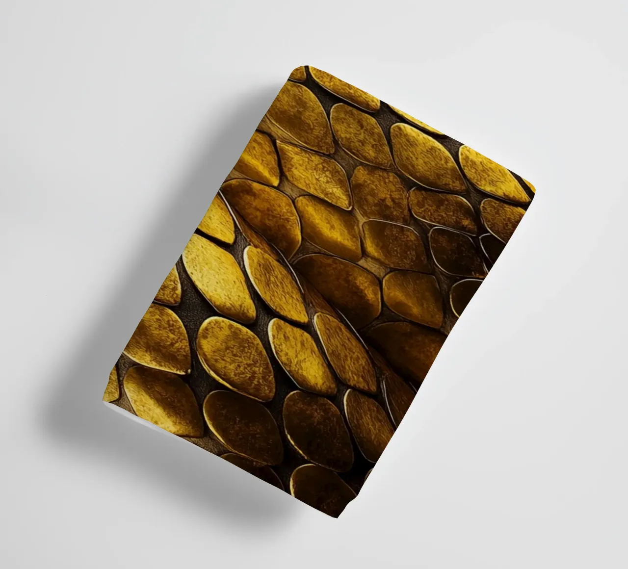 Serpente d'oro con lingua biforcuta asciugamano da bagno da Autofocus