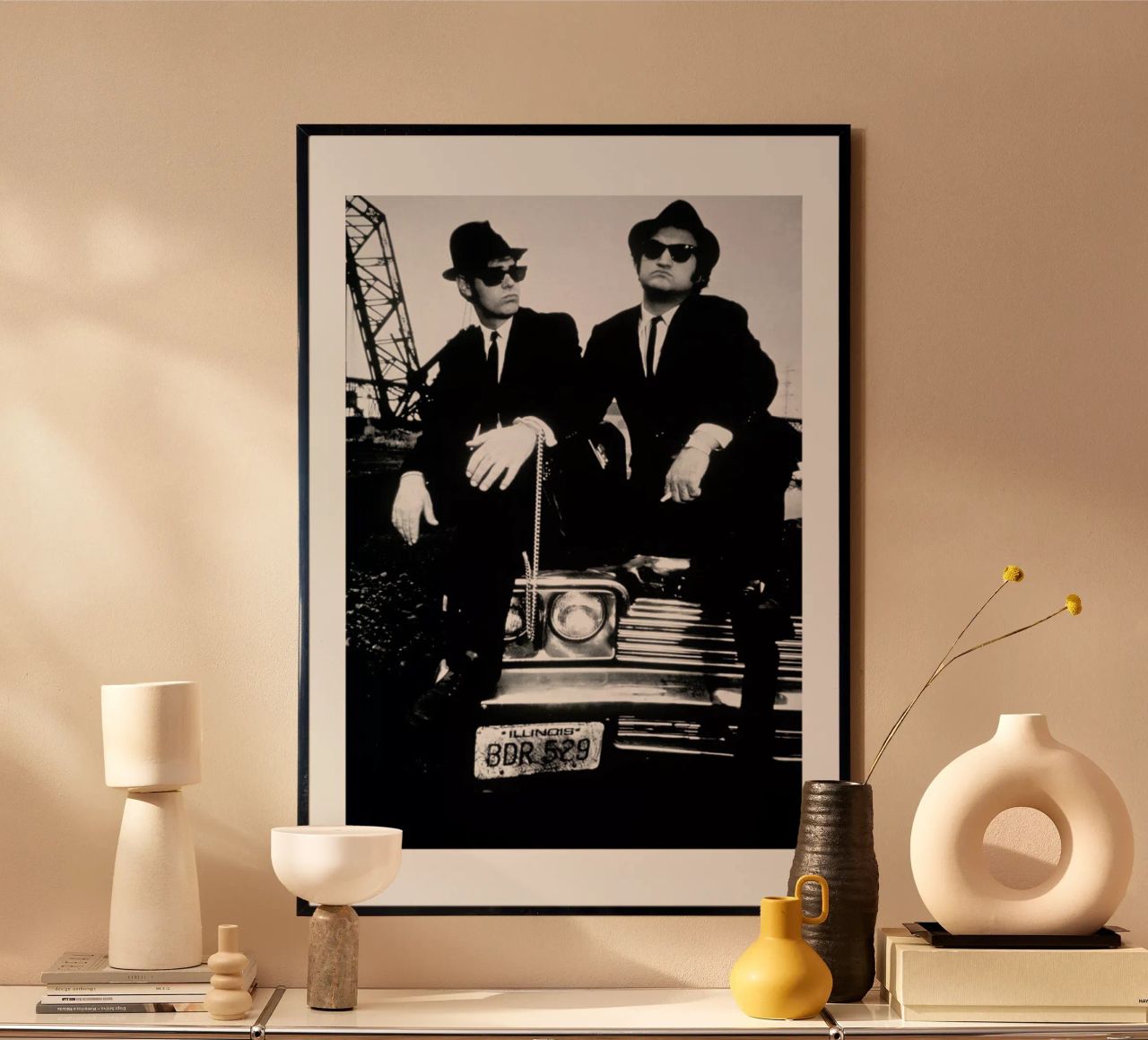 Dan Akroyd and John Belushi in Blues Brothes, 1980 Poster von Gallery Print and Art Limited