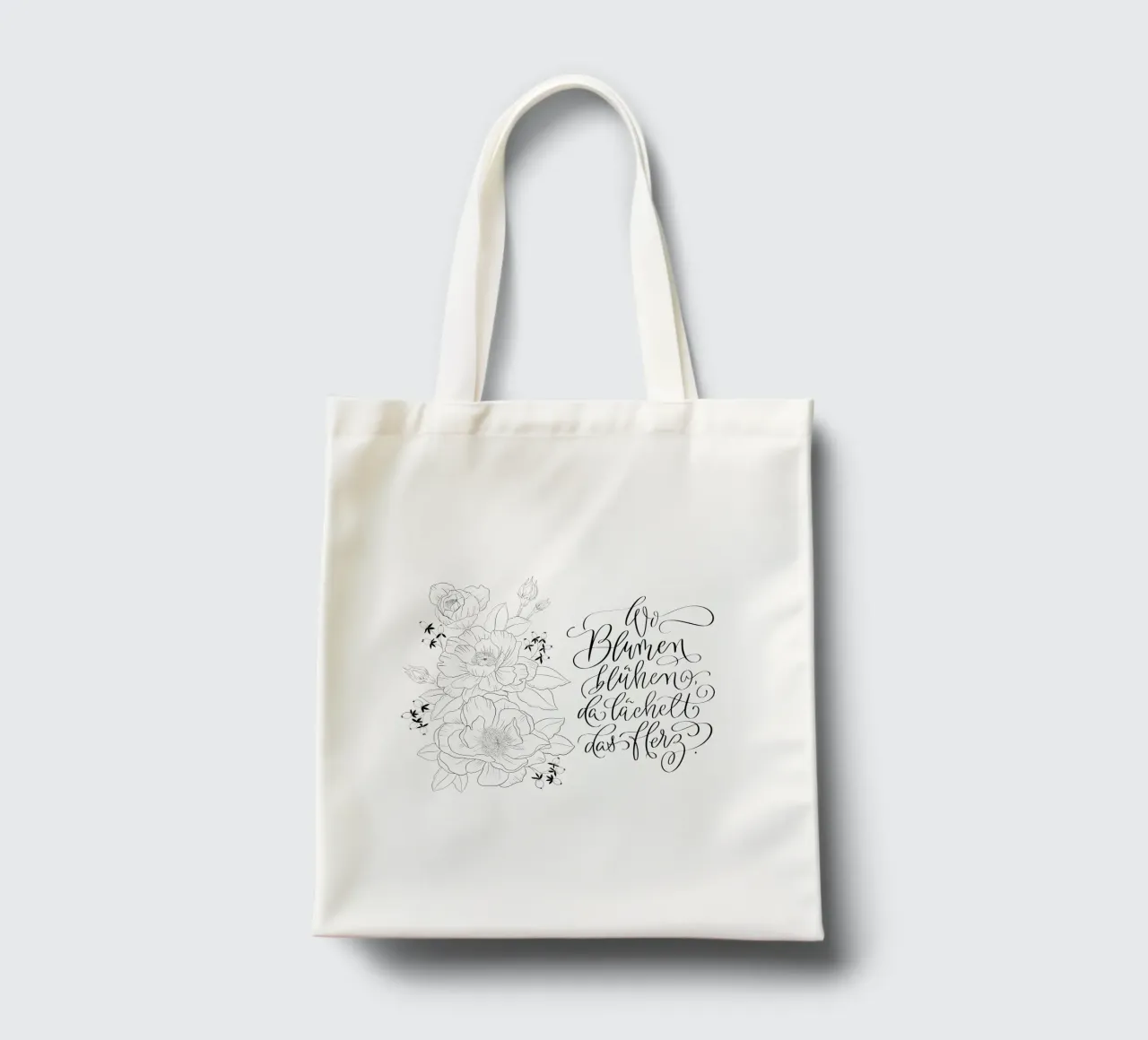 Dove sbocciano i fiori, il cuore sorride. Fiori. Calligrafia borsa in juta da CalliLetters
