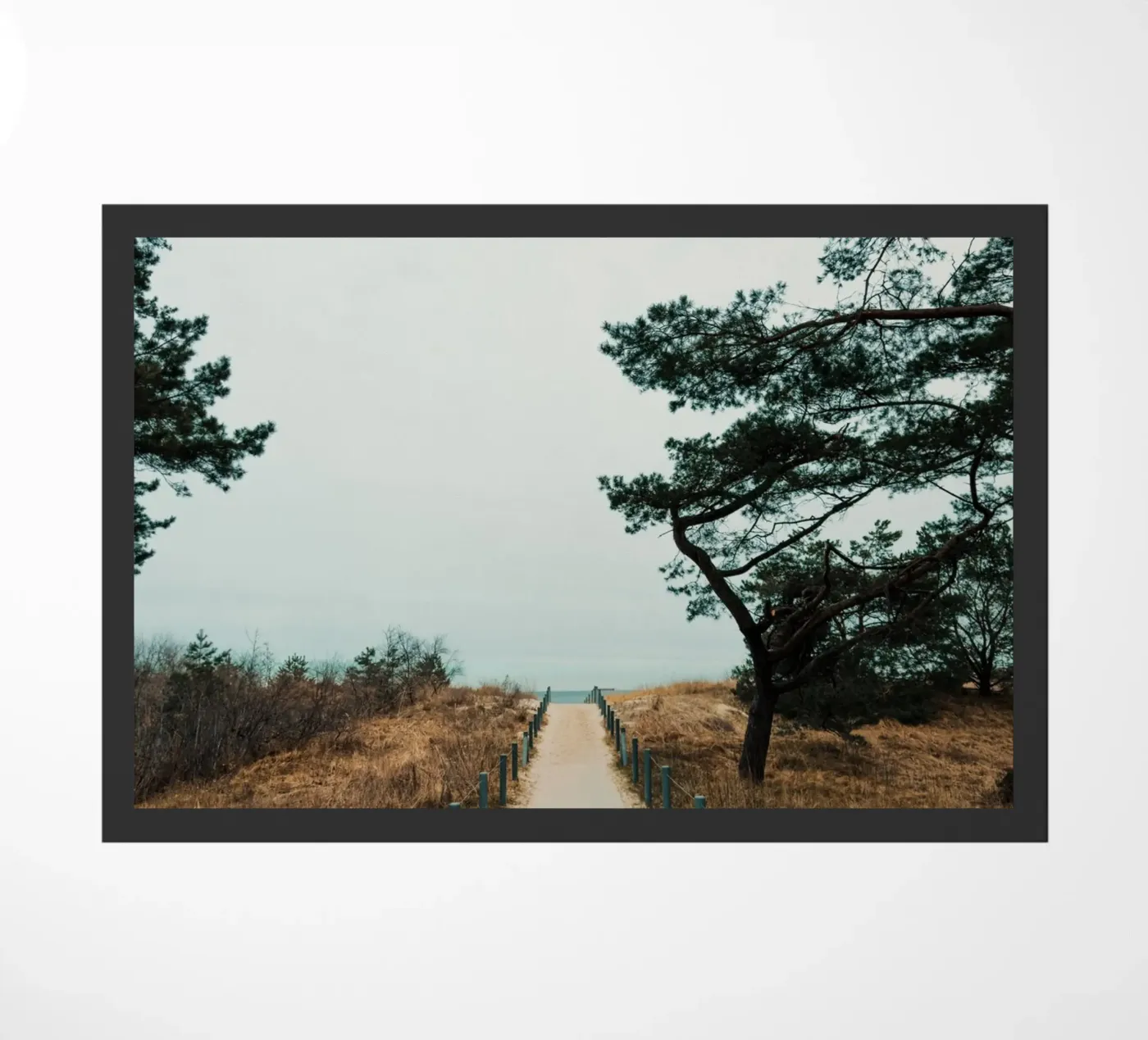 Secluded Beach Path 02 Fußmatte von Sebastian Hilgetag