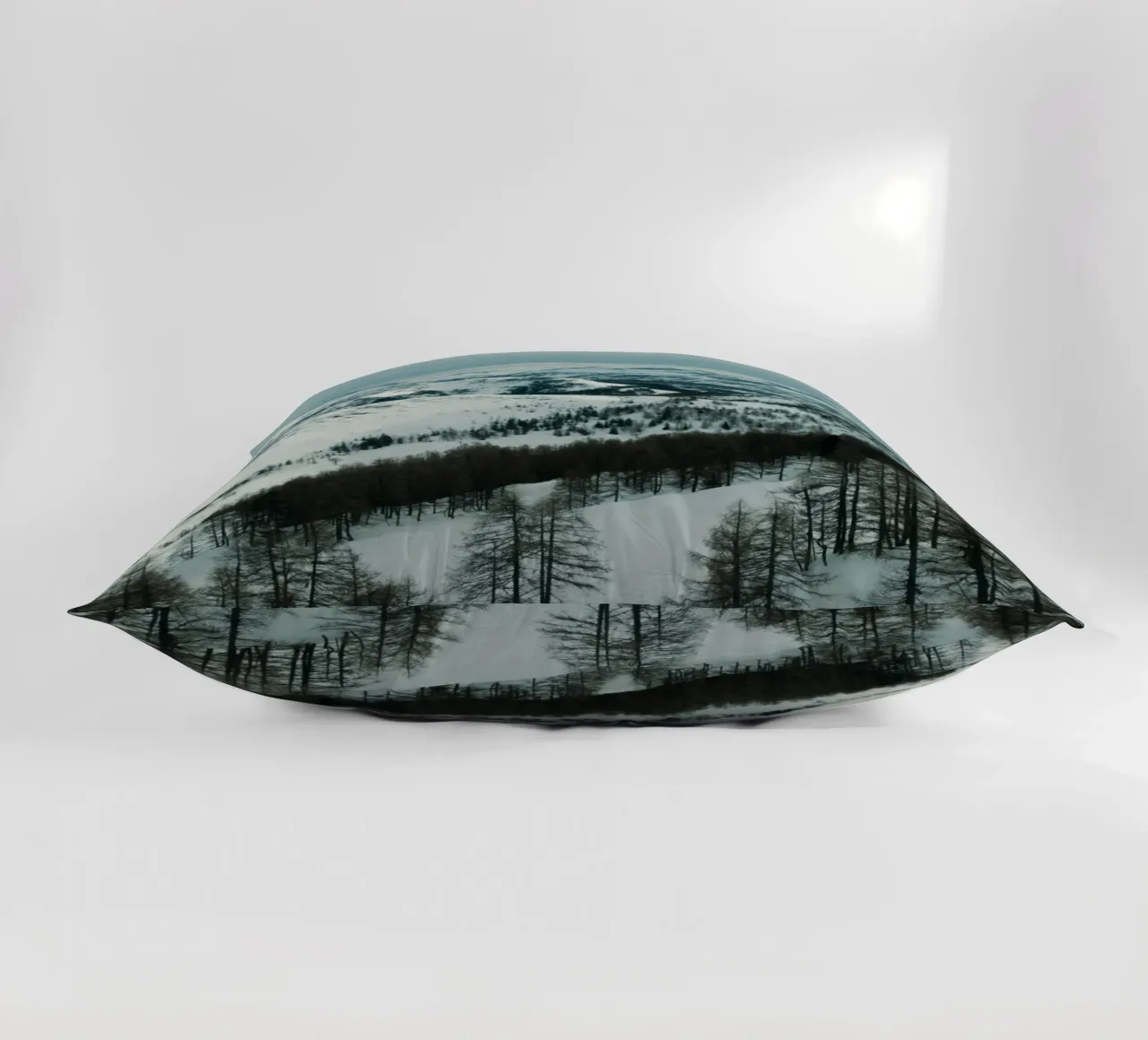 Snowy Alps cuscino da Sebastian Hilgetag