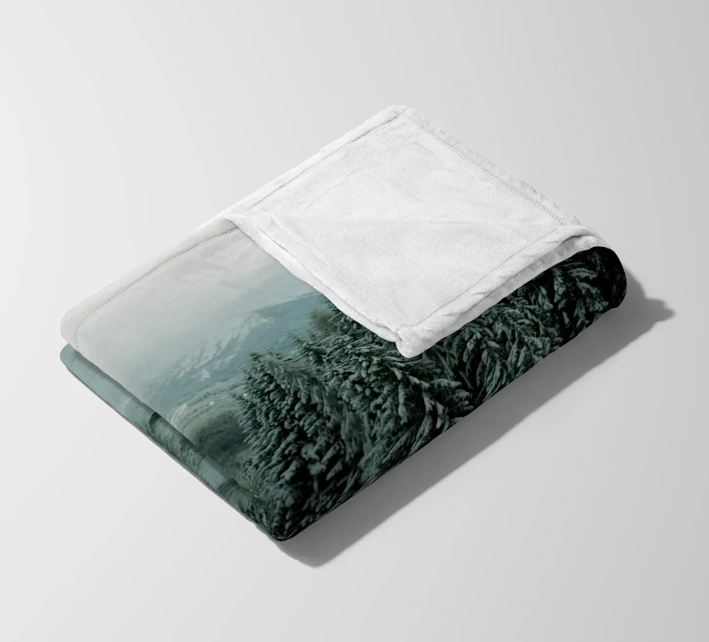 The Path through Winter Fleecedecke von Sebastian Hilgetag