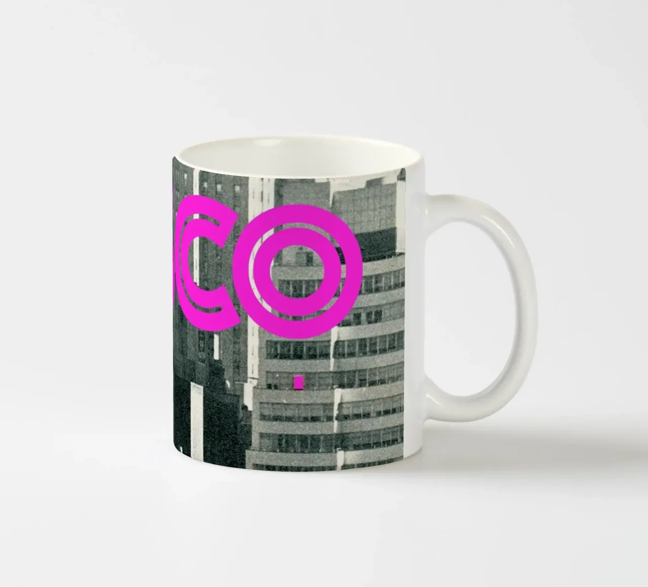 Discoteche a New York tazza in ceramica da Cassia Beck Collage