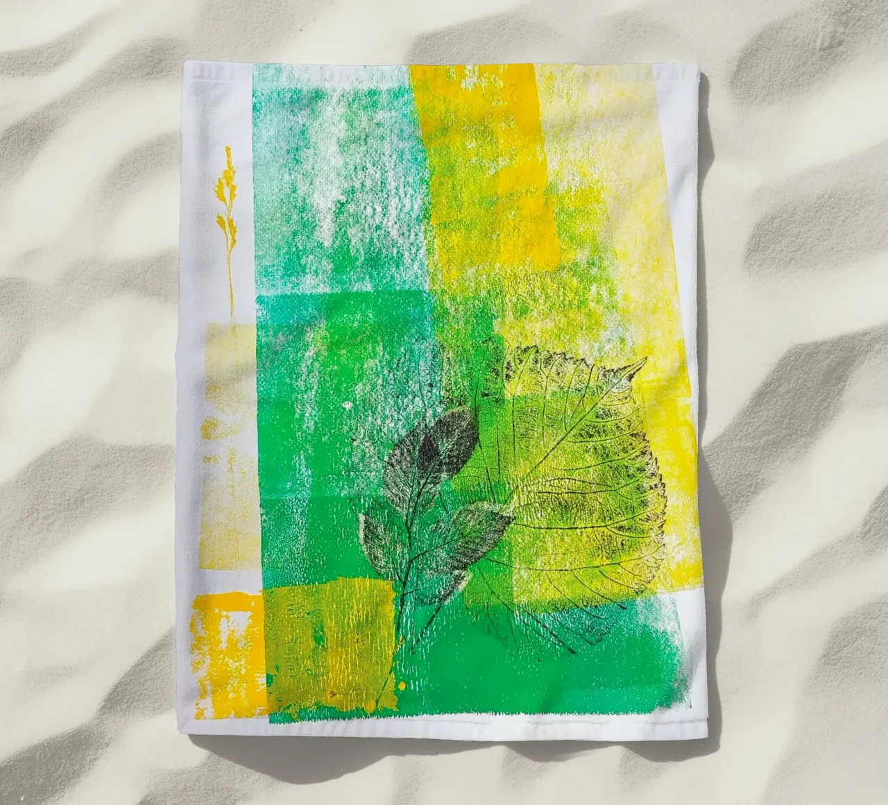 Spring time Strandtuch von MissVeroonica