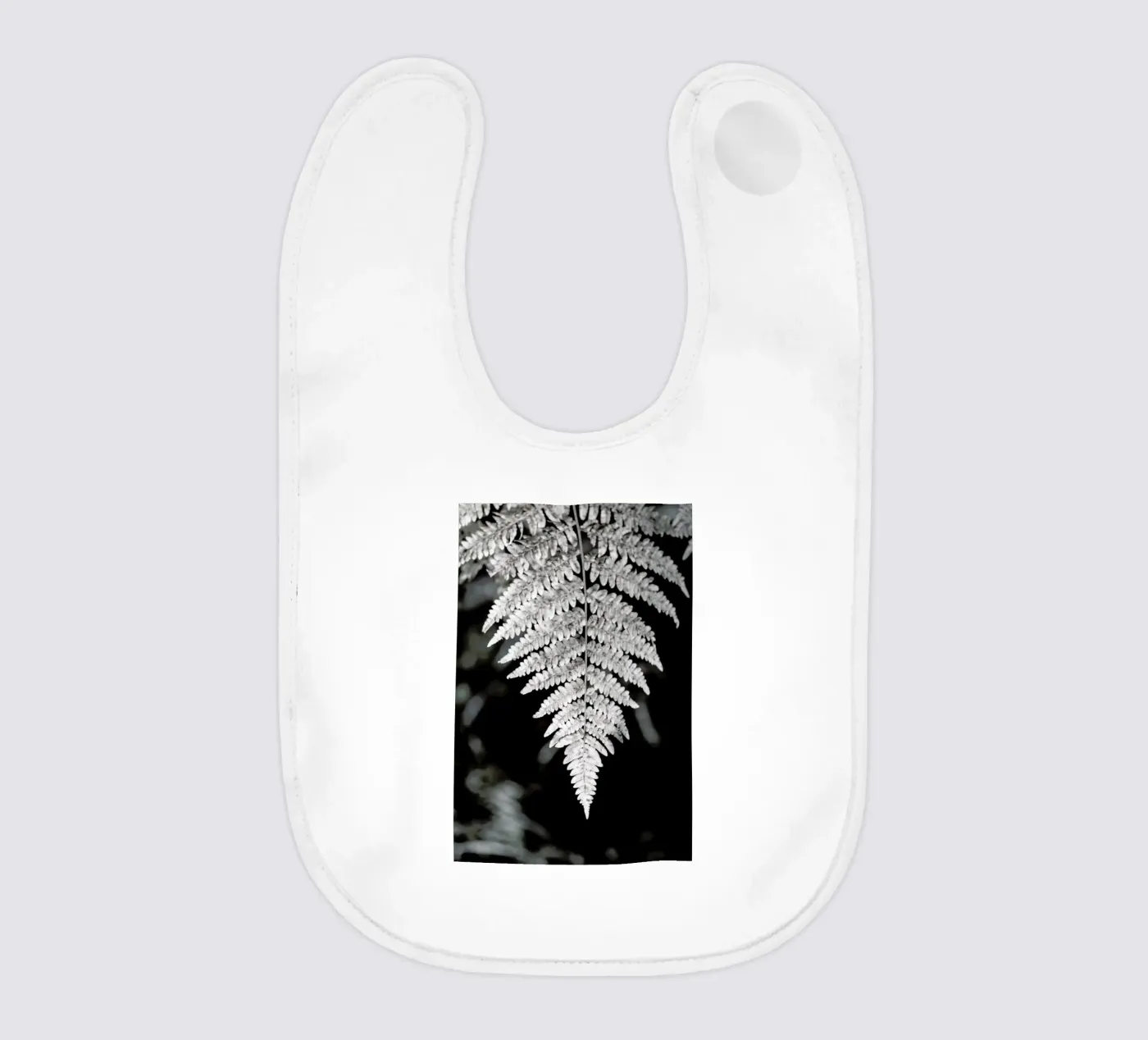 Fern bavaglino da Studio Nahili