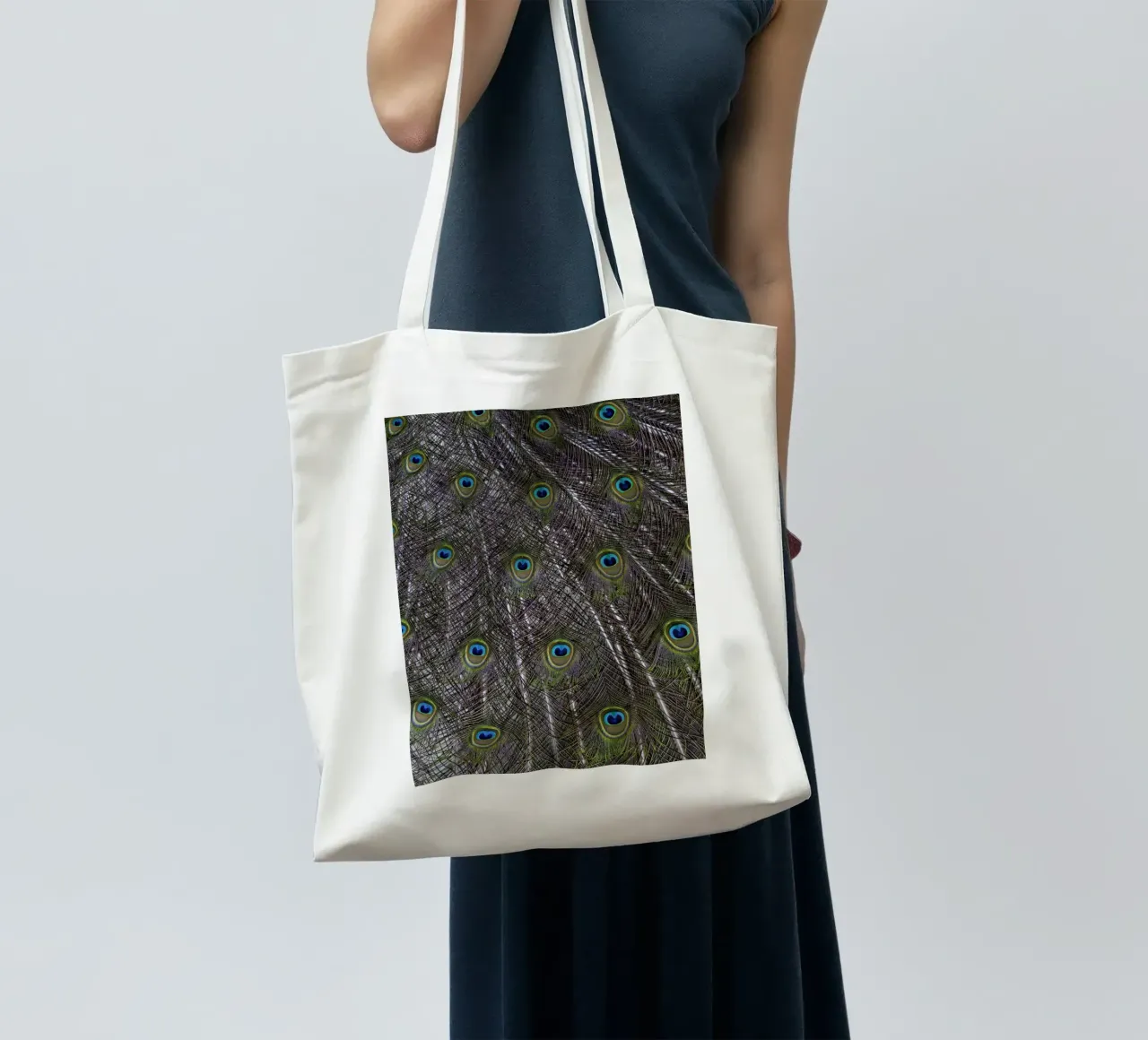 Splendide piume di pavone - Un tocco di eleganza reale borsa in juta da Curious Collections by Marielle Leenders