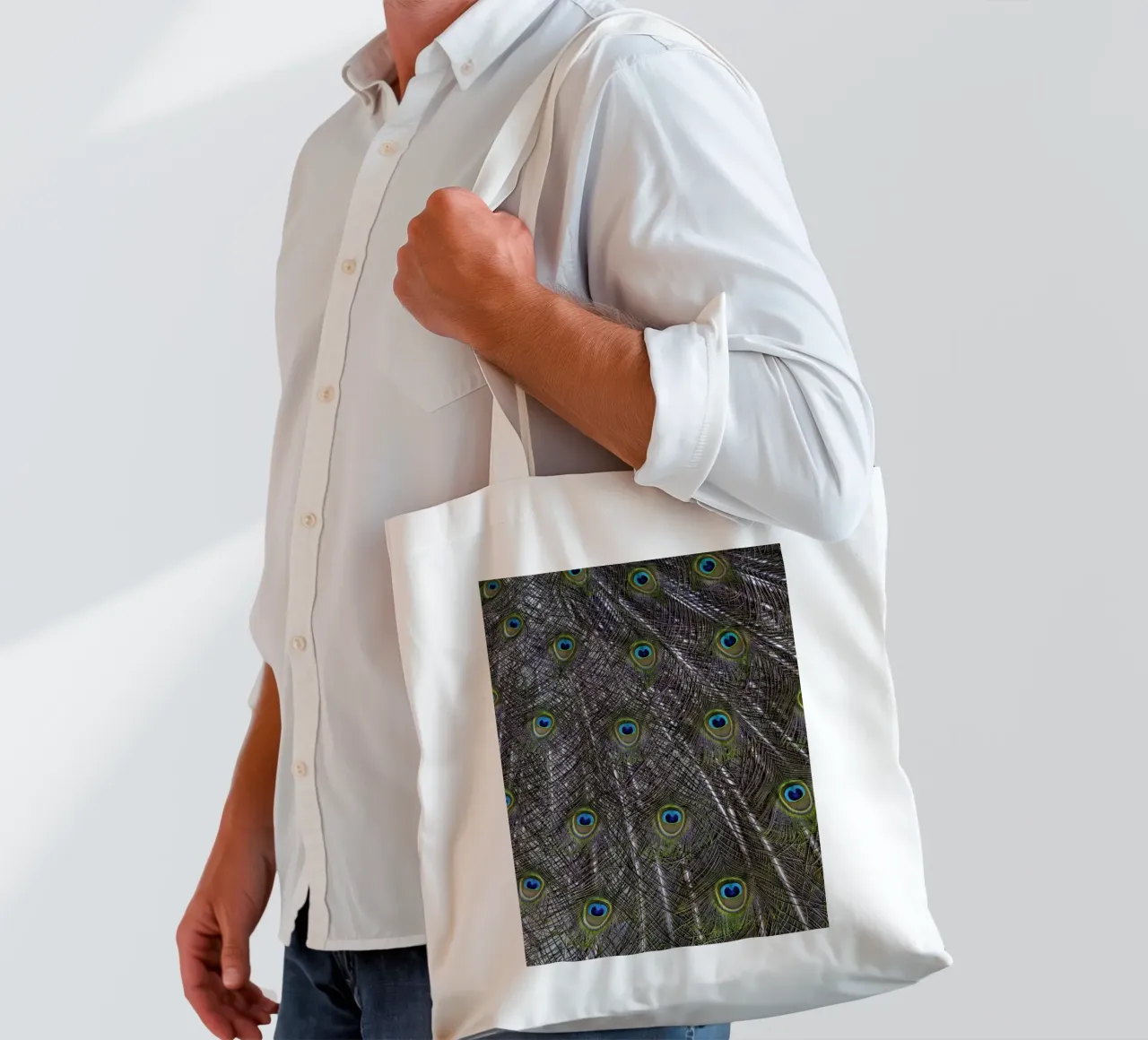 Splendide piume di pavone - Un tocco di eleganza reale borsa in juta da Curious Collections by Marielle Leenders
