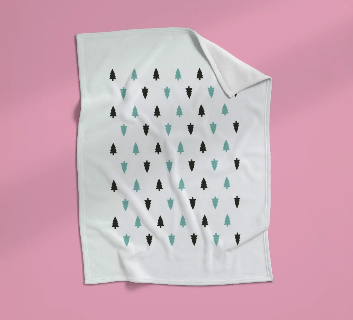 Nordic Trees Fleecedecke von Studio One
